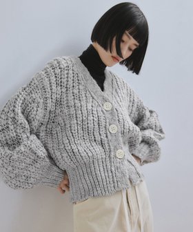 【アダム エ ロペ/ADAM ET ROPE'】の【WEB限定】ローゲージクロップドカーディガン 人気、トレンドファッション・服の通販 founy(ファニー) ファッション Fashion レディースファッション Fashion for Women トップス・カットソー Cut & Sew Tops カーディガン・羽織り Layered Style Cardigans 2026年 2026 おすすめ Recommended / Our Picks カーディガン Cardigan, Knitwear コンパクト Compact, Small Size タートル Turtleneck, Turtle Collar フロント Front, Front Design ボトム Bottoms, Lower Wear ポケット Pocket, Pocket Detail ランダム Random, Irregular ワイド Wide, Wide Fit 手編み Hand-Knitted, Handmade Knit 畦 Ribbed Knit A/W・秋冬 Autumn/Winter |ID:prp329100004726309