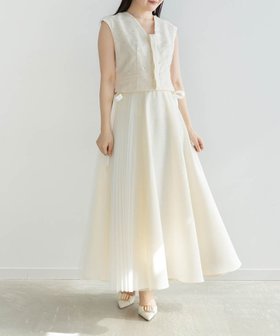 【ランダ/RANDA】のマルチフラワービジューワンピース 人気、トレンドファッション・服の通販 founy(ファニー) ファッション Fashion レディースファッション Fashion for Women ワンピース Dresses インナー Innerwear エアリー Airy Texture コンパクト Compact, Small Size ドッキング Docking, Mixed Material ビジュー Bijou, Jewel-like Accent フレア Flare, Flared プリーツ Pleats, Pleated リボン Ribbon, Bow 夏 Summer 春 Spring S/S・春夏 SS, Spring/Summer, Warm Season |ID:prp329100004726349