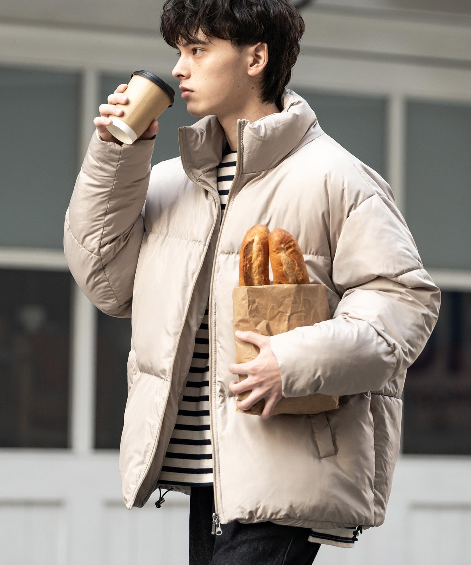 【ロッキーモンロー/Rocky Monroe】のオーバーサイズファイバーダウン中綿ジャケット インテリア・キッズ・メンズ・レディースファッション・服の通販 founy(ファニー) 　ファッション　Fashion　レディースファッション　Fashion for Women　アウター　Coat / Outerwear Collection　レディースジャケット・軽アウター　Jackets　アウトドア　Outdoor Clothing　軽量　Lightweight, Ultra Light　ジップ　Zip, Zipper　ジャケット　Jacket, Outerwear　スタンド　Stand Collar, Upright Stand　ダウン　Down, Puffer　トレンド　Trend, Trending Now　トレーナー　Sweatshirt, Trainer　ドローコード　Drawcord, Drawstring Cord　バランス　Balance, Style Balance　ビッグ　Big, Oversized　フィット　Fit, Slim Fit　防寒　Cold Protection, Winter-Ready　メンズ　Men's, Menswear　ワイド　Wide, Wide Fit　再入荷　Restock / Back in Stock　おすすめ　Recommended / Our Picks　ベージュ|ID: prp329100004726384 ipo3291000000034477141