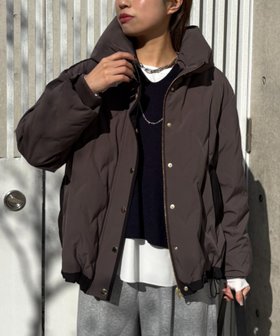 【ジェナ エスパス メルヴェイユ/Jena espace merveilleux】の【配色が映える/大人気ダウン】配色テントラインダウンジャケット 人気、トレンドファッション・服の通販 founy(ファニー) ファッション Fashion レディースファッション Fashion for Women アウター Coat / Outerwear Collection レディースジャケット・軽アウター Jackets キルティング Quilted, Quilting ジャケット Jacket, Outerwear スマート Smart, Elegant ダウン Down, Puffer フェザー Feather, Feather Detail フロント Front, Front Design マフラー Scarf, Muffler 再入荷 Restock / Back in Stock おすすめ Recommended / Our Picks |ID:prp329100004726386