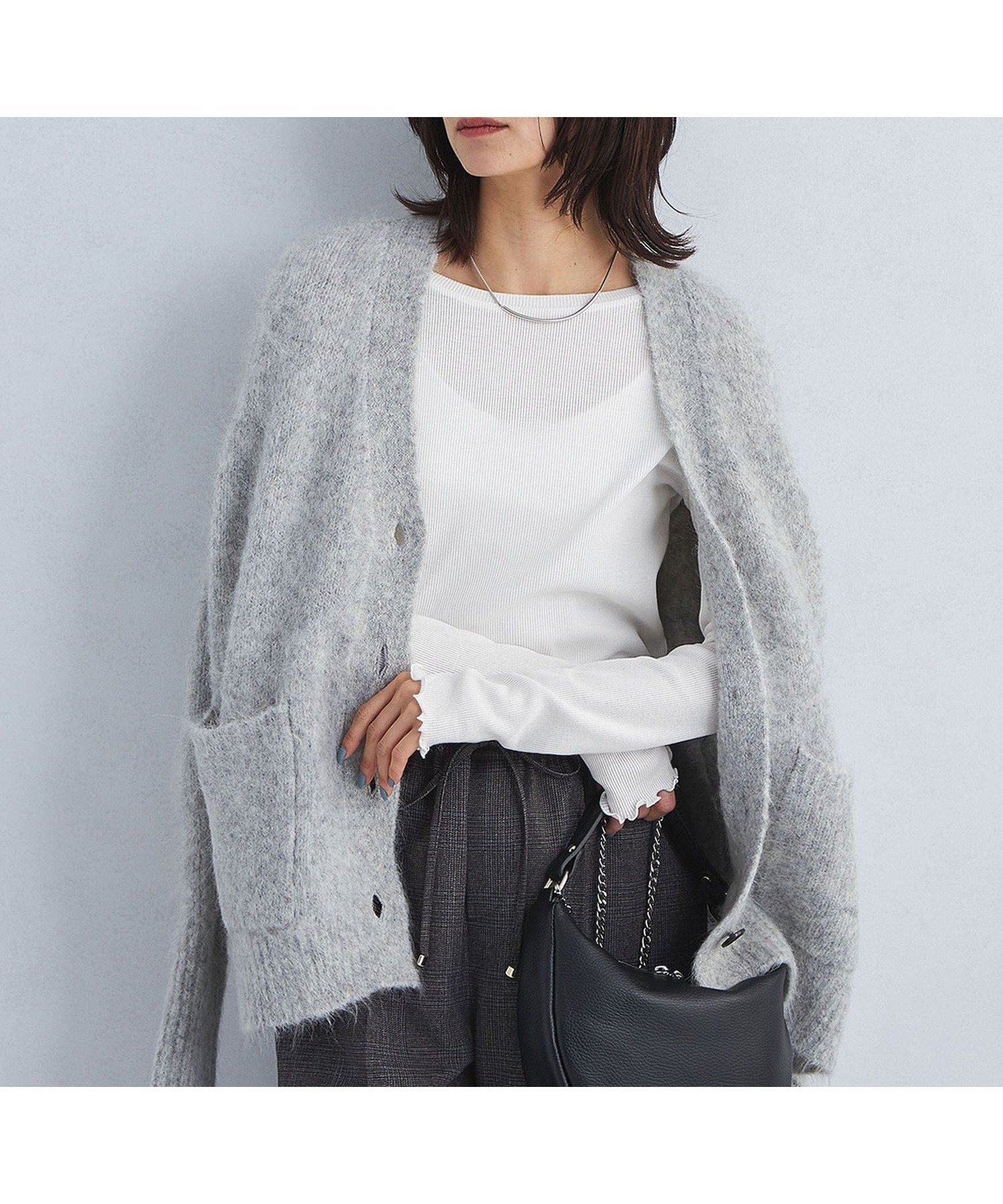 【ユナイテッドアローズ/UNITED ARROWS】のハイツイストリブ クルーネック プルオーバー カットソー 2 インテリア・キッズ・メンズ・レディースファッション・服の通販 founy(ファニー) 　ファッション　Fashion　レディースファッション　Fashion for Women　トップス・カットソー　Cut & Sew Tops　カジュアルプルオーバー・ニットトップス　Pullovers & Knit Tops / Casual Pullovers　カットソー・ベーシックTシャツ　Cut-and-Sewn Tops / Stretch Tees & Basics　インナー　Innerwear　春　Spring　秋　Autumn　カットソー　Cut and Sewn Top　サロペット　Overalls, Salopette　ジャンスカ　Jumper Skirt, Pinafore Dress　スウェット / スエット　Sweatshirt, Sweatwear　タートルネック　Turtleneck, High Neck　デコルテ　Décolleté, Neckline　ベーシック　Basic, Essential　冬　Winter / This Winter　アウトレット　Outlet / Clearance　おすすめ　Recommended / Our Picks　OFF WHITE|ID: prp329100004726556 ipo3291000000034297589
