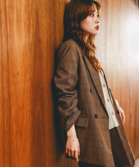 【ルクールブラン/le.coeur blanc】のグレンチェックダブルブレストジャケット 人気、トレンドファッション・服の通販 founy(ファニー) ファッション Fashion レディースファッション Fashion for Women アウター Coat / Outerwear Collection レディースジャケット・軽アウター Jackets おすすめ Recommended / Our Picks インナー Innerwear スリット Slit, Slit Detail チェック Check, Plaid, Tartan トレンド Trend, Trending Now マニッシュ Mannish, Boyish 定番 Standard, Basic Item A/W・秋冬 Autumn/Winter |ID:prp329100004726649