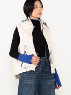 【ニコル クラブ/NICOLE CLUB】の【WALDO】チェス柄ダウンベスト 人気、トレンドファッション・服の通販 founy(ファニー) ファッション Fashion レディースファッション Fashion for Women アウター Coat / Outerwear Collection トップス・カットソー Cut & Sew Tops ベスト&ジレ / 重ね着スタイル Vests & Gilets インナー Innerwear シンプル Simple, Minimal スタンド Stand Collar, Upright Stand スマート Smart, Elegant ダウン Down, Puffer トレンド Trend, Trending Now バランス Balance, Style Balance フェザー Feather, Feather Detail フォルム Silhouette, Form プリント Print, Printed Pattern ベスト Vest, Waistcoat ボトム Bottoms, Lower Wear ミックス Mix, Mixed Style リアル Real, Realistic thumbnail 28オフホワイト|ID: prp329100004726699 ipo3291000000034150539