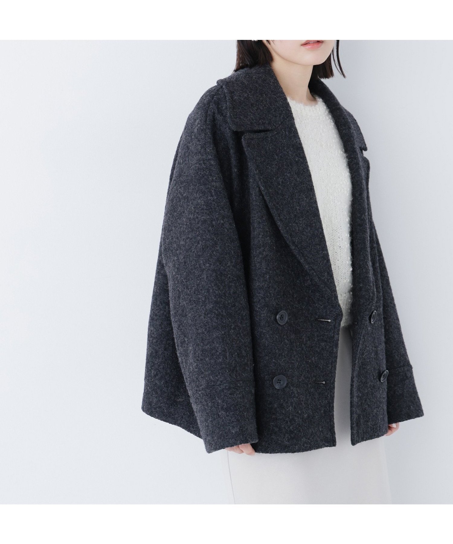 【ナチュラル ビューティー ベーシック/NATURAL BEAUTY BASIC】のウーリーフォルムハーフコート インテリア・キッズ・メンズ・レディースファッション・服の通販 founy(ファニー) ファッション Fashion レディースファッション Fashion for Women アウター Coat / Outerwear Collection コート・ロングコート・ピーコート Long Coats, Peacoats & More トレンド Trend, Trending Now ミドル Middle Length, Mid Height 今季 This Season, Current Season 防寒 Cold Protection, Winter-Ready チャコール1|ID: prp329100004726795 ipo3291000000034529711