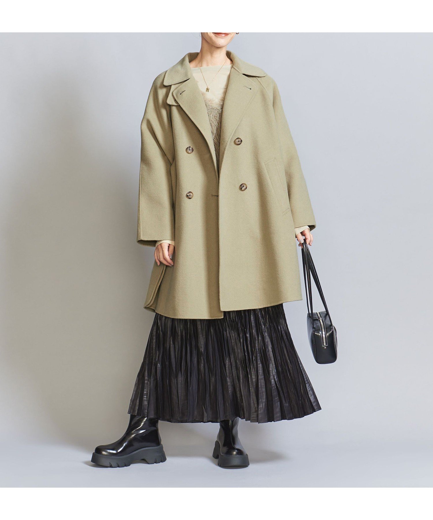 【ユナイテッドアローズ/UNITED ARROWS】のリバー ポンチョコート インテリア・キッズ・メンズ・レディースファッション・服の通販 founy(ファニー) 　ファッション　Fashion　レディースファッション　Fashion for Women　アウター　Coat / Outerwear Collection　コート・ロングコート・ピーコート　Long Coats, Peacoats & More　ポンチョ・ケープコート　Ponchos & Capes　サテン　Satin, Glossy Fabric　スタンド　Stand Collar, Upright Stand　トレンチ　Trench, Trench Coat　トレンド　Trend, Trending Now　定番　Standard, Basic Item　ボトム　Bottoms, Lower Wear　マニッシュ　Mannish, Boyish　ロング　Long, Long-Length　アウトレット　Outlet / Clearance　おすすめ　Recommended / Our Picks　エレガント 上品　Elegant　LIME|ID: prp329100004726849 ipo3291000000034518253