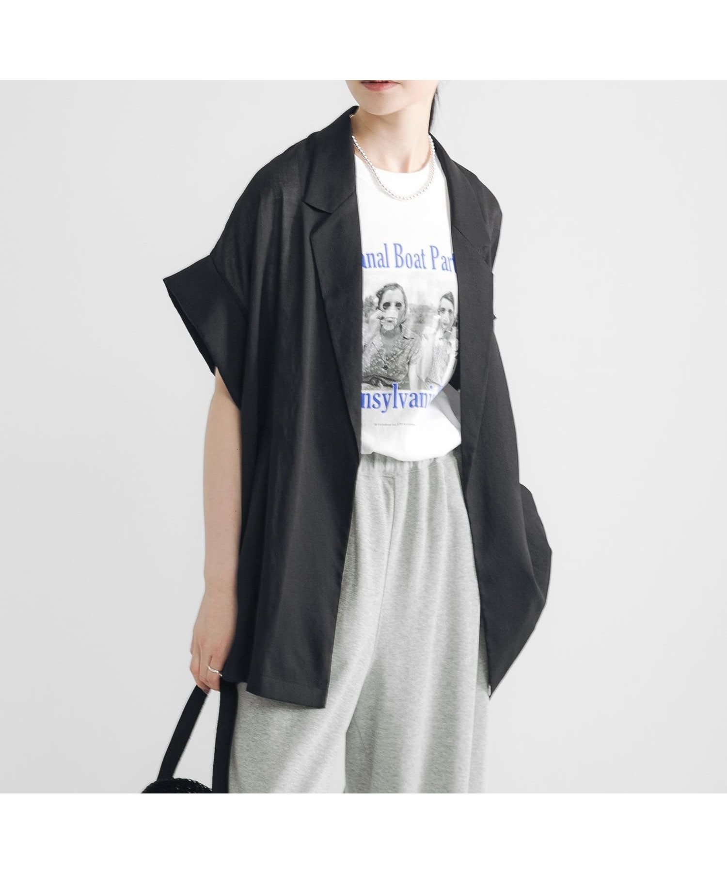 【アーバンリサーチ/URBAN RESEARCH】のシアーハーフスリーブジャケット インテリア・キッズ・メンズ・レディースファッション・服の通販 founy(ファニー) 　ファッション　Fashion　レディースファッション　Fashion for Women　アウター　Coat / Outerwear Collection　レディースジャケット・軽アウター　Jackets　2025年　2025　2025春夏・S/S　Spring/Summer 2025 SS25　おすすめ　Recommended / Our Picks　キャミソール　Camisole, Spaghetti Strap Top　シアー　Sheer, See-Through　タンク　Tank Top, Sleeveless Top　トレンド　Trend, Trending Now　プリント　Print, Printed Pattern　夏　Summer　S/S・春夏　SS, Spring/Summer, Warm Season　BLACK|ID: prp329100004726983 ipo3291000000034151517