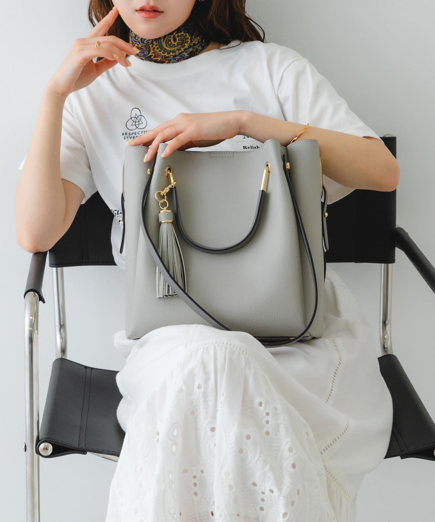 【ロデスコ/RODE SKO / URBAN RESEARCH】の『WEB限定』4WAYトートバッグ インテリア・キッズ・メンズ・レディースファッション・服の通販 founy(ファニー) 　ファッション　Fashion　レディースファッション　Fashion for Women　バッグ　Bags　シンプル　Simple, Minimal　プレート　Plate, Dish　ベーシック　Basic, Essential　ポケット　Pocket, Pocket Detail　ポーチ　Pouch, Small Case　ワイド　Wide, Wide Fit　おすすめ　Recommended / Our Picks　GRAY|ID: prp329100004727061 ipo3291000000034151844