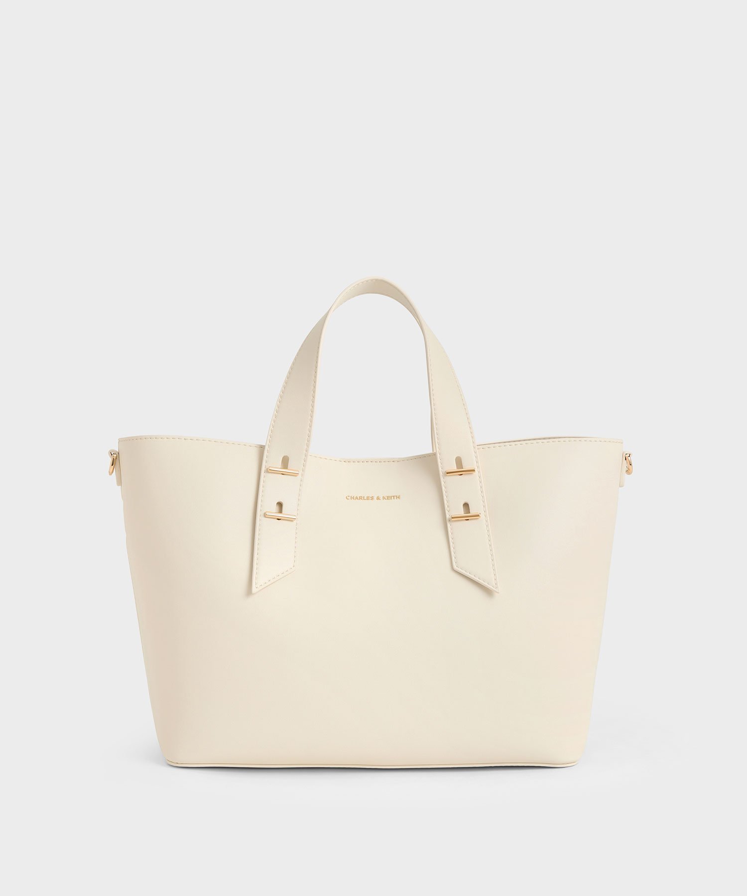 【チャールズ アンド キース/CHARLES & KEITH】のメタリックアクセント ダブルハンドルバッグ インテリア・キッズ・メンズ・レディースファッション・服の通販 founy(ファニー) 　ファッション　Fashion　レディースファッション　Fashion for Women　バッグ　Bags　スタイリッシュ　Stylish, Fashionable　ポーチ　Pouch, Small Case　モチーフ　Motif, Design Theme　ラップ　Wrap, Wrap Design　エレガント 上品　Elegant　傘　Umbrella, Parasol　Cream|ID: prp329100004727072 ipo3291000000034151885