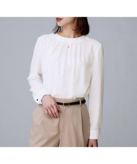 【アンタイトル/UNTITLED】の【通勤スーツ/オフィス/フォーマル】タックブラウス 人気、トレンドファッション・服の通販 founy(ファニー) ファッション Fashion レディースファッション Fashion for Women トップス・カットソー Cut & Sew Tops シャツ・ブラウス・オフィスカジュアル Elegant Blouses & Button-Ups おすすめ Recommended / Our Picks インナー Innerwear ジャケット Jacket, Outerwear ジョーゼット Georgette, Semi-Sheer Fabric ストレッチ Stretch, Stretchy Fabric スマート Smart, Elegant スーツ Suit, Formalwear ドレープ Drape, Draping Fabric パウダー Powder, Soft Tone フォーマル Formal, Dressy メタル Metal, Metal Parts エレガント 上品 Elegant ビジネス 仕事 通勤 Business / Work / Commuting |ID:prp329100004727162