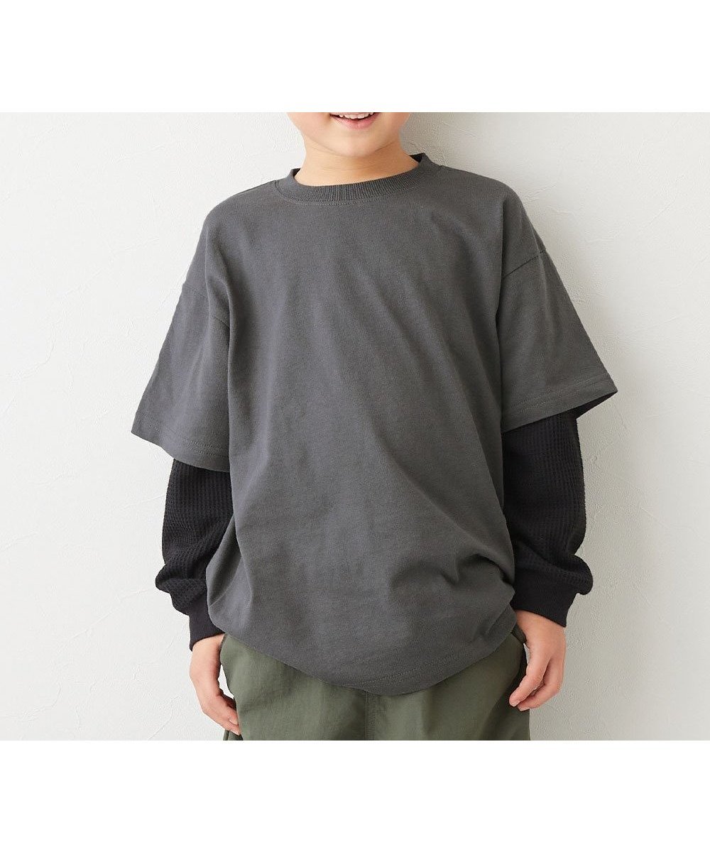 【デビロック/devirock / KIDS】のレイヤード風 長袖Tシャツ ロンT トップス 25AW インテリア・キッズ・メンズ・レディースファッション・服の通販 founy(ファニー) 　ファッション　Fashion　キッズファッション　Fashion for Kids　トップス・カットソー　Cut & Sew Tops　キャップ　Cap, Baseball Cap　スニーカー　Sneakers, Trainers　長袖　Long Sleeve, Full Sleeve　ビッグ　Big, Oversized　ワッフル　Waffle, Waffle Knit　おすすめ　Recommended / Our Picks　2025年　2025　2025-2026秋冬・A/W　Autumn/Winter 2025–26 AW25–26　チャコール|ID: prp329100004727403 ipo3291000000034153151