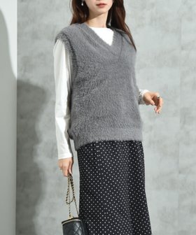 【インタープラネット/INTERPLANET】のフェザーベスト+ロンT SET 人気、トレンドファッション・服の通販 founy(ファニー) ファッション Fashion レディースファッション Fashion for Women アウター Coat / Outerwear Collection トップス・カットソー Cut & Sew Tops ロングTシャツ・Tシャツ Longline T-Shirts & Tees ベスト&ジレ / 重ね着スタイル Vests & Gilets シンプル Simple, Minimal フェザー Feather, Feather Detail フェザーヤーン Feather Yarn, Fluffy Yarn ベスト Vest, Waistcoat ベーシック Basic, Essential 長袖 Long Sleeve, Full Sleeve |ID:prp329100004728010