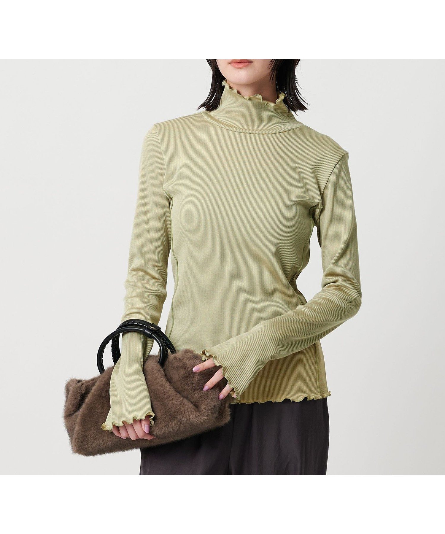 【ビューティ&ユース ユナイテッドアローズ/BEAUTY&YOUTH / UNITED ARROWS】のポリエステルコットンテレコ メロータートルネック カットソー インテリア・キッズ・メンズ・レディースファッション・服の通販 founy(ファニー) ファッション Fashion レディースファッション Fashion for Women トップス・カットソー Cut & Sew Tops カットソー・ベーシックTシャツ Cut-and-Sewn Tops / Stretch Tees & Basics タートルネック・ハイネックトップス Turtlenecks & High-Neck Tops インナー Innerwear カットソー Cut and Sewn Top 今季 This Season, Current Season ジャケット Jacket, Outerwear スウェット / スエット Sweatshirt, Sweatwear スリット Slit, Slit Detail タートルネック Turtleneck, High Neck フェミニン Feminine, Girly ロング Long, Long-Length A/W・秋冬 Autumn/Winter エレガント 上品 Elegant LIME|ID: prp329100004728180 ipo3291000000034725953