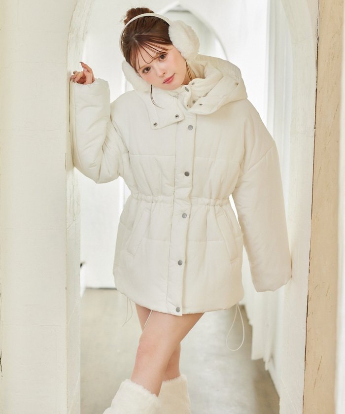 【ナイスクラップ/NICE CLAUP】の【リバイバル】ミドルフェイクダウン インテリア・キッズ・メンズ・レディースファッション・服の通販 founy(ファニー) https://founy.com/ ファッション Fashion レディースファッション Fashion for Women ジャケット Jacket, Outerwear スタンド Stand Collar, Upright Stand スラックス Slacks, Dress Pants ダウン Down, Puffer バランス Balance, Style Balance ボトム Bottoms, Lower Wear 防寒 Cold Protection, Winter-Ready ミドル Middle Length, Mid Height ロング Long, Long-Length 冬 Winter / This Winter 再入荷 Restock / Back in Stock おすすめ Recommended / Our Picks 2025年 2025 2025-2026秋冬・A/W Autumn/Winter 2025–26 AW25–26 |ID: prp329100004728261 ipo3291000000034453260