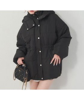 【ナイスクラップ/NICE CLAUP】の【リバイバル】ミドルフェイクダウンジャケット 人気、トレンドファッション・服の通販 founy(ファニー) ファッション Fashion レディースファッション Fashion for Women アウター Coat / Outerwear Collection レディースジャケット・軽アウター Jackets ジャケット Jacket, Outerwear スタンド Stand Collar, Upright Stand スラックス Slacks, Dress Pants ダウン Down, Puffer バランス Balance, Style Balance ボトム Bottoms, Lower Wear 防寒 Cold Protection, Winter-Ready ミドル Middle Length, Mid Height ロング Long, Long-Length 冬 Winter / This Winter 再入荷 Restock / Back in Stock おすすめ Recommended / Our Picks 2025年 2025 2025-2026秋冬・A/W Autumn/Winter 2025–26 AW25–26 |ID:prp329100004728261