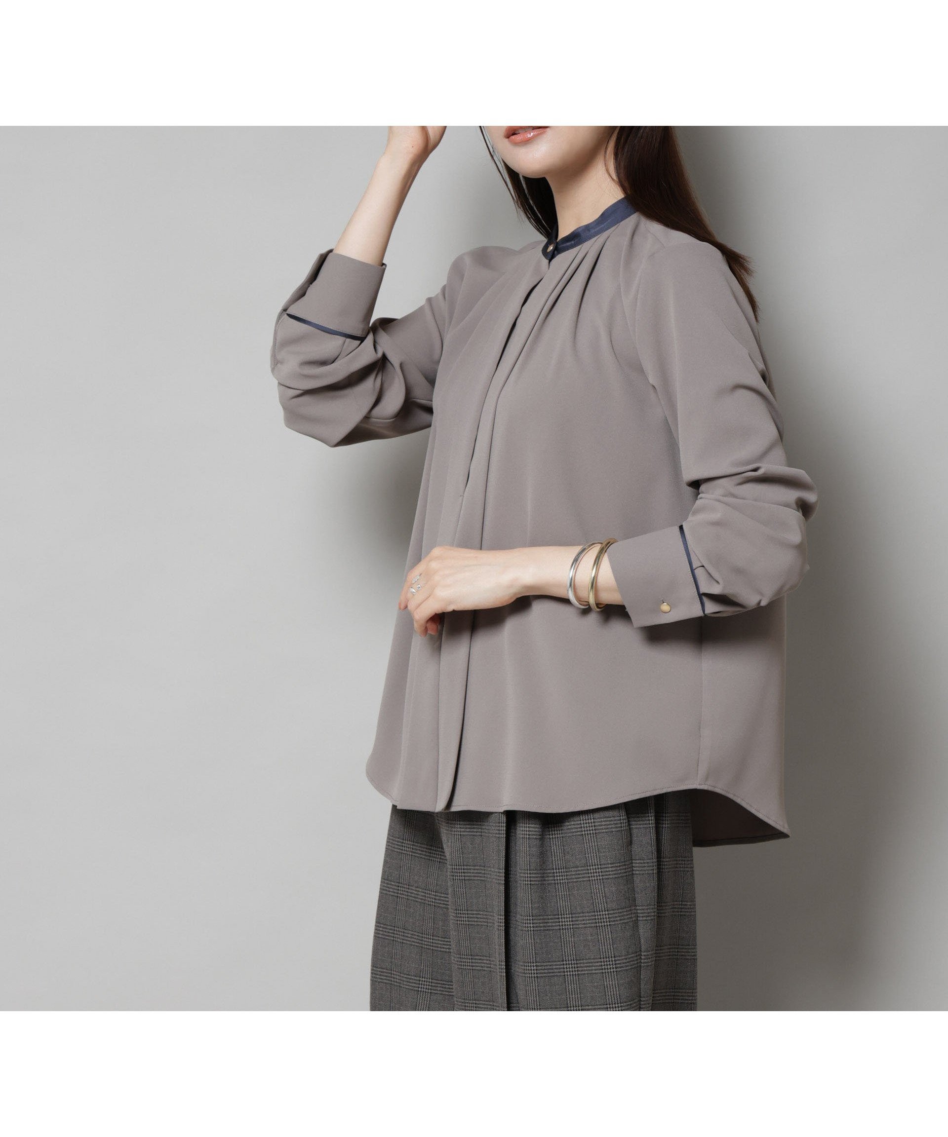 【ナノ ユニバース/nano universe】のスタンドバイカラータックブラウス インテリア・キッズ・メンズ・レディースファッション・服の通販 founy(ファニー) ファッション Fashion レディースファッション Fashion for Women トップス・カットソー Cut & Sew Tops シャツ・ブラウス・オフィスカジュアル Elegant Blouses & Button-Ups インナー Innerwear 春 Spring カフス Cuff Design ジャケット Jacket, Outerwear ジョーゼット Georgette, Semi-Sheer Fabric スタンド Stand Collar, Upright Stand セットアップ Set-Up, Coordinated Outfit 人気 Popular, Best Seller パイピング Piping, Trim Design フロント Front, Front Design ビジネス 仕事 通勤 Business / Work / Commuting 2025年 2025 2025-2026秋冬・A/W Autumn/Winter 2025–26 AW25–26 モカ3|ID: prp329100004728309 ipo3291000000034657351