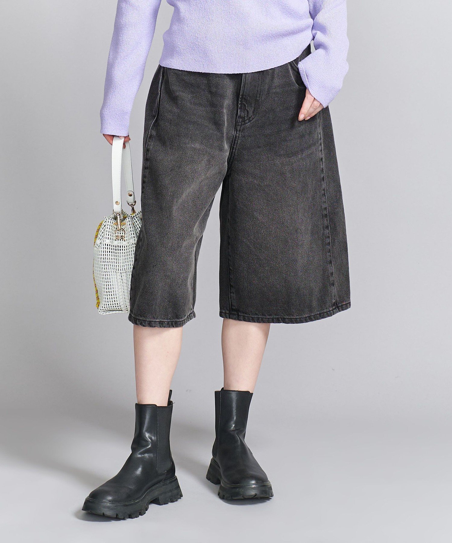 【ユナイテッドアローズ/UNITED ARROWS】のコットンデニム ハーフパンツ インテリア・キッズ・メンズ・レディースファッション・服の通販 founy(ファニー) 　ファッション　Fashion　レディースファッション　Fashion for Women　パンツ　Pants & Trousers　ショートパンツ・ハーフパンツ　High-Waisted & Relaxed Shorts　ヴィンテージ　Vintage Style　クラシカル　Classical, Vintage-Inspired　ジャケット　Jacket, Outerwear　スラックス　Slacks, Dress Pants　ソックス　Socks, Hosiery　チェック　Check, Plaid, Tartan　デニム　Denim, Jeans Material　ハーフ　Half, Half-Length　ビッグ　Big, Oversized　フォルム　Silhouette, Form　アウトレット　Outlet / Clearance　おすすめ　Recommended / Our Picks　BLACK|ID: prp329100004728359 ipo3291000000034160881
