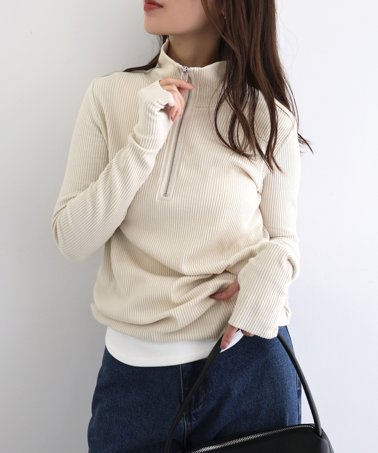 【アンドミー/andme】のセルフカットリブ サムホール ハーフジップ 長袖 トップス インテリア・キッズ・メンズ・レディースファッション・服の通販 founy(ファニー) 　ファッション　Fashion　レディースファッション　Fashion for Women　トップス・カットソー　Cut & Sew Tops　カーディガン　Cardigan, Knitwear　スリット　Slit, Slit Detail　トレンド　Trend, Trending Now　長袖　Long Sleeve, Full Sleeve　ハイネック　High Neck, Mock Neck　フィット　Fit, Slim Fit　マーメイド　Mermaid, Fishtail Silhouette　レギンス　Leggings, Stretch Pants　おすすめ　Recommended / Our Picks　エクリュ|ID: prp329100004728411 ipo3291000000034512270