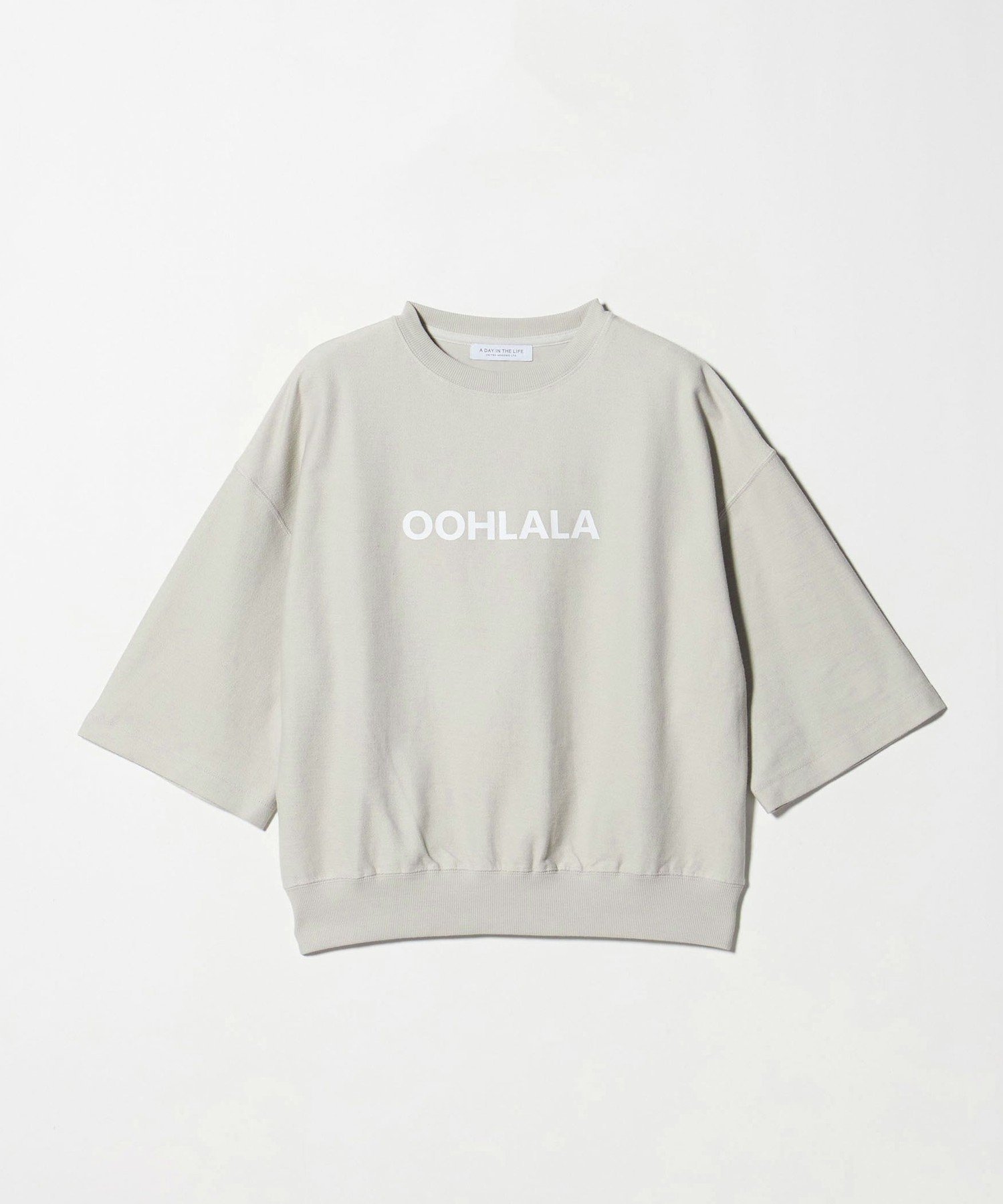 【ユナイテッドアローズ/UNITED ARROWS】のバックウラケ ロゴカットソー A DAY IN THE LIFE 人気、トレンドファッション・服の通販 founy(ファニー) 　ファッション　Fashion　レディースファッション　Fashion for Women　トップス・カットソー　Cut & Sew Tops　カットソー・ベーシックTシャツ　Cut-and-Sewn Tops / Stretch Tees & Basics　シンプル　Simple, Minimal　デニム　Denim, Jeans Material　トレンド　Trend, Trending Now　バランス　Balance, Style Balance　フレア　Flare, Flared　ベーシック　Basic, Essential　リラックス　Relax, Relaxed Fit　楽ちん　Easy Fit, Comfortable　アウトレット　Outlet / Clearance　ビジネス 仕事 通勤　Business / Work / Commuting　 other-1|ID: prp329100004728434 ipo3291000000034245616