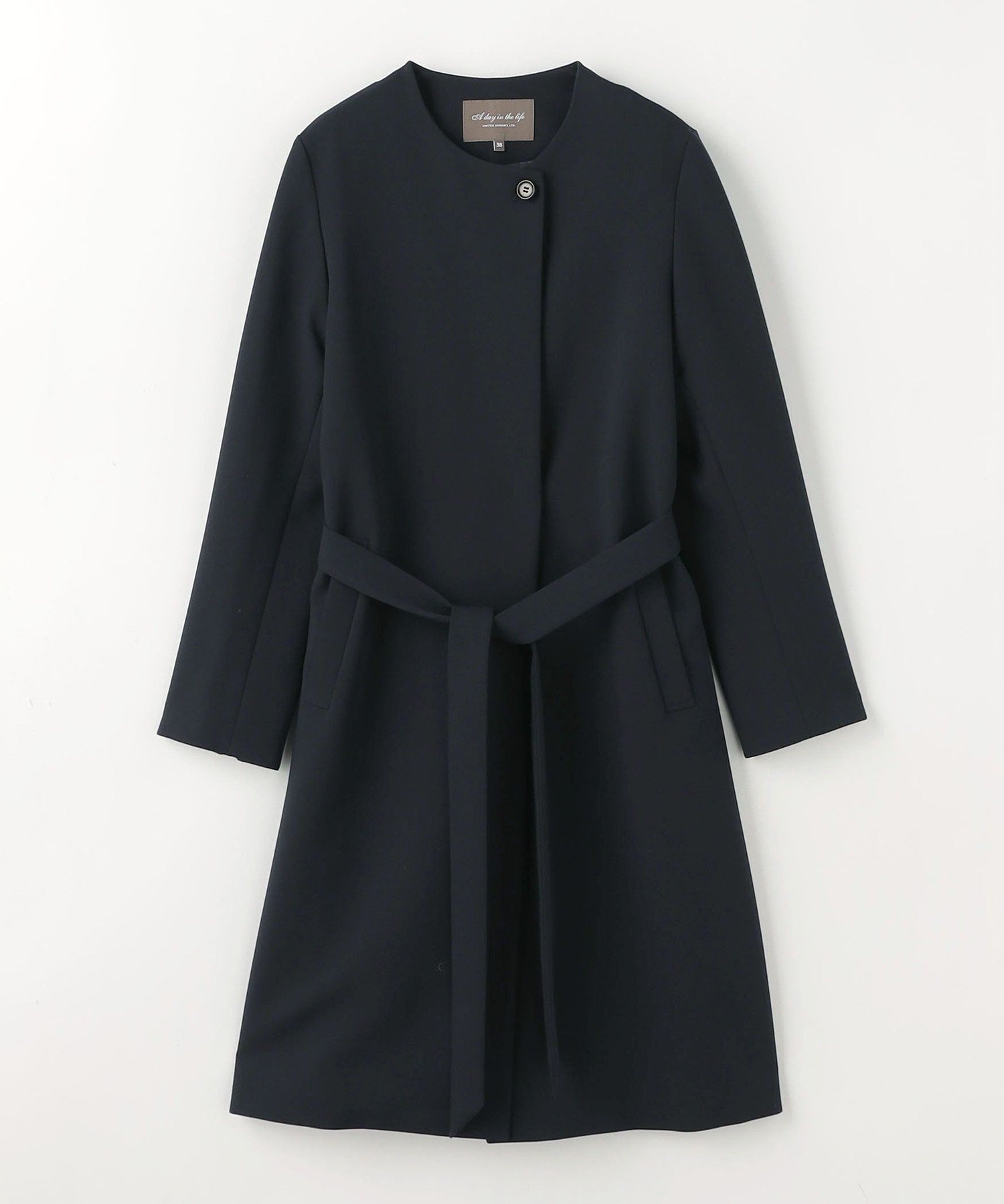 【ユナイテッドアローズ/UNITED ARROWS】のダブルクロス ノーカラー ベルトコート A DAY IN THE LIFE インテリア・キッズ・メンズ・レディースファッション・服の通販 founy(ファニー) 　ファッション　Fashion　レディースファッション　Fashion for Women　アウター　Coat / Outerwear Collection　コート・ロングコート・ピーコート　Long Coats, Peacoats & More　ベルト&ウエストマーク　Belts & Waist Accessories　シンプル　Simple, Minimal　ダブル　Double, Double-Breasted　ロング　Long, Long-Length　アウトレット　Outlet / Clearance　ビジネス 仕事 通勤　Business / Work / Commuting　NAVY|ID: prp329100004728438 ipo3291000000034718384