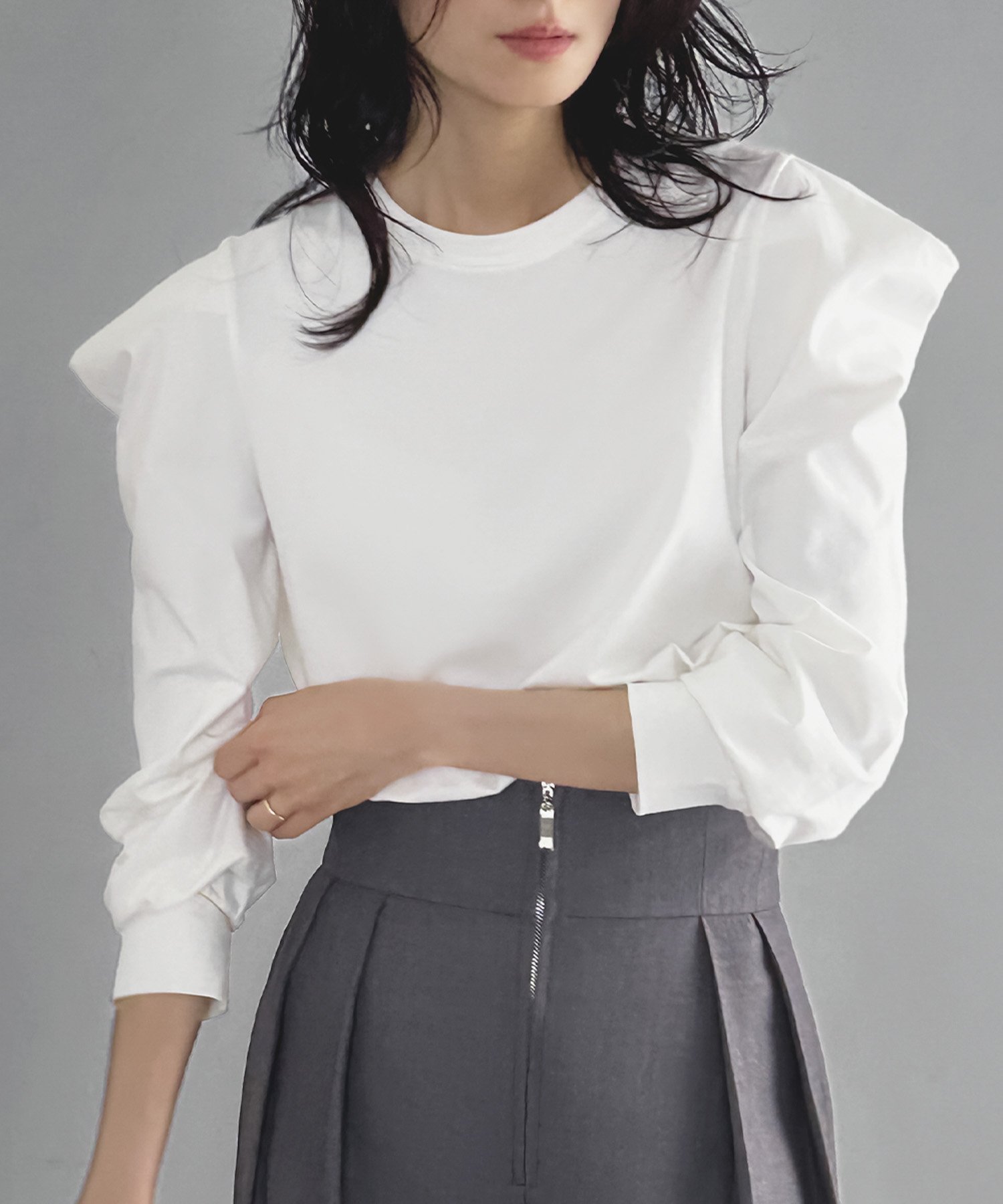 【ガール/GIRL】のパワーショルダークルーネックプルオーバー インテリア・キッズ・メンズ・レディースファッション・服の通販 founy(ファニー) 　ファッション　Fashion　レディースファッション　Fashion for Women　トップス・カットソー　Cut & Sew Tops　カジュアルプルオーバー・ニットトップス　Pullovers & Knit Tops / Casual Pullovers　エレガント 上品　Elegant　スリーブ　Sleeve, Long Sleeve / Short Sleeve　再入荷　Restock / Back in Stock　OWH|ID: prp329100004728446 ipo3291000000034266832