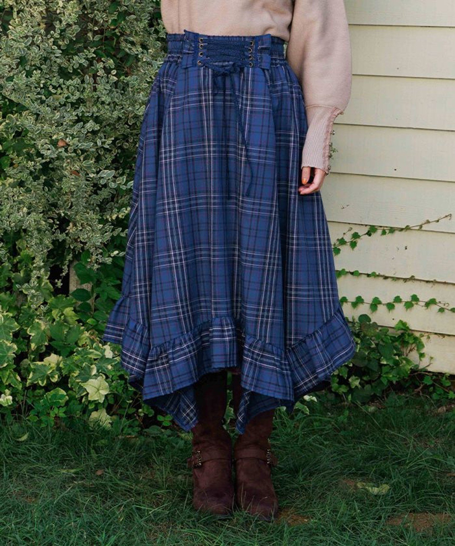 【アクシーズファム/axes femme】のタータンチェックイレヘムスカート インテリア・キッズ・メンズ・レディースファッション・服の通販 founy(ファニー)  ファッション Fashion レディースファッション Fashion for Women スカート Skirts イレギュラーヘム Irregular Hem カットソー Cut and Sewn Top クラシカル Classical, Vintage-Inspired シャーリング Shirring, Ruched シンプル Simple, Minimal スニーカー Sneakers, Trainers セットアップ Set-Up, Coordinated Outfit チェック Check, Plaid, Tartan ビスチェ Bustier, Corset Top フィット Fit, Slim Fit リラックス Relax, Relaxed Fit エレガント 上品 Elegant 紺|ID: prp329100004728491 ipo3291000000034360771
