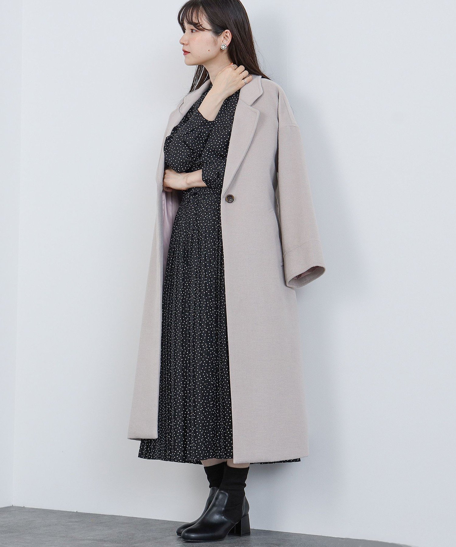 【ビームス ウイメン/BEAMS】のベルト付き ロングチェスターコート インテリア・キッズ・メンズ・レディースファッション・服の通販 founy(ファニー) 　ファッション　Fashion　レディースファッション　Fashion for Women　アウター　Coat / Outerwear Collection　コート・ロングコート・ピーコート　Long Coats, Peacoats & More　チェスターコート・ロング丈アウター　Chester Coats / Chesterfield Long Coats　ベルト&ウエストマーク　Belts & Waist Accessories　チェスターコート　Chester Coat, Long Coat　エレガント 上品　Elegant　IVORY|ID: prp329100004728655 ipo3291000000034190834