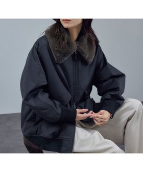 【サロン アダム エ ロペ/SALON adam et rope'】のFURLO DOWN 2WAYフライトジャケット / ファーロダウン 人気、トレンドファッション・服の通販 founy(ファニー) ファッション Fashion レディースファッション Fashion for Women アウター Coat / Outerwear Collection レディースジャケット・軽アウター Jackets 軽量 Lightweight, Ultra Light ショート Short, Short Length ジャケット Jacket, Outerwear スニーカー Sneakers, Trainers スラックス Slacks, Dress Pants ダウン Down, Puffer デニム Denim, Jeans Material トレンド Trend, Trending Now バランス Balance, Style Balance フィット Fit, Slim Fit フェイクファー Faux Fur, Imitation Fur フェミニン Feminine, Girly フォルム Silhouette, Form ポケット Pocket, Pocket Detail 防寒 Cold Protection, Winter-Ready リラックス Relax, Relaxed Fit A/W・秋冬 Autumn/Winter エレガント 上品 Elegant |ID:prp329100004728668