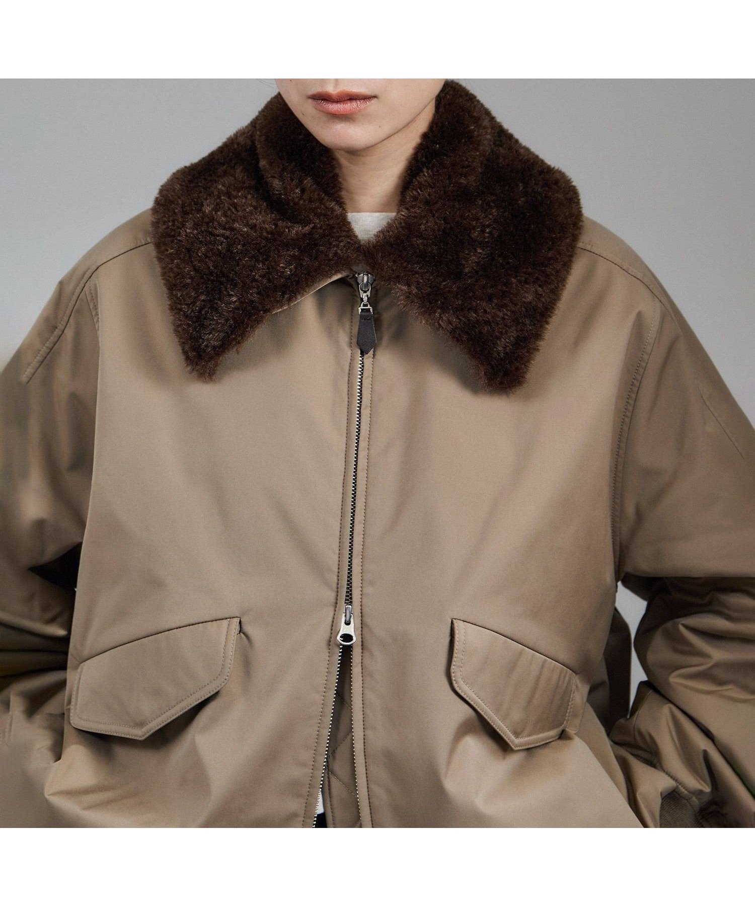 【サロン アダム エ ロペ/SALON adam et rope'】のFURLO DOWN 2WAYフライトジャケット / ファーロダウン インテリア・キッズ・メンズ・レディースファッション・服の通販 founy(ファニー) ファッション Fashion レディースファッション Fashion for Women アウター Coat / Outerwear Collection レディースジャケット・軽アウター Jackets 軽量 Lightweight, Ultra Light ショート Short, Short Length ジャケット Jacket, Outerwear スニーカー Sneakers, Trainers スラックス Slacks, Dress Pants ダウン Down, Puffer デニム Denim, Jeans Material トレンド Trend, Trending Now バランス Balance, Style Balance フィット Fit, Slim Fit フェイクファー Faux Fur, Imitation Fur フェミニン Feminine, Girly フォルム Silhouette, Form ポケット Pocket, Pocket Detail 防寒 Cold Protection, Winter-Ready リラックス Relax, Relaxed Fit A/W・秋冬 Autumn/Winter エレガント 上品 Elegant ベージュ(27)|ID: prp329100004728668 ipo3291000000034589565