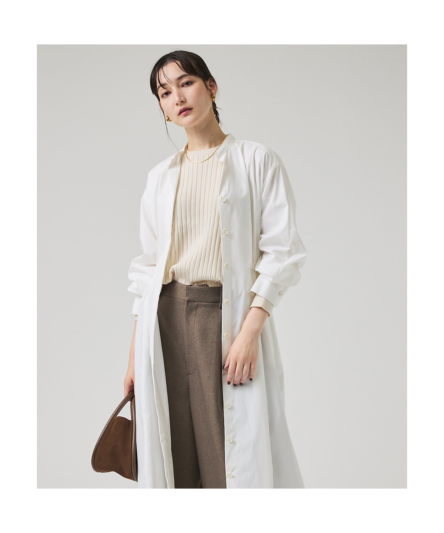 【カリテ/qualite】のウエストギャザーシャツワンピース インテリア・キッズ・メンズ・レディースファッション・服の通販 founy(ファニー) 　ファッション　Fashion　レディースファッション　Fashion for Women　ワンピース　Dresses　シャツワンピース / 1枚で着映えコーデ　Shirt Dresses　ギャザー　Gathered, Ruffled　ショート　Short, Short Length　ジャケット　Jacket, Outerwear　スニーカー　Sneakers, Trainers　ペチコート　Petticoat, Underskirt　エレガント 上品　Elegant　オフホワイト|ID: prp329100004728778 ipo3291000000034508572