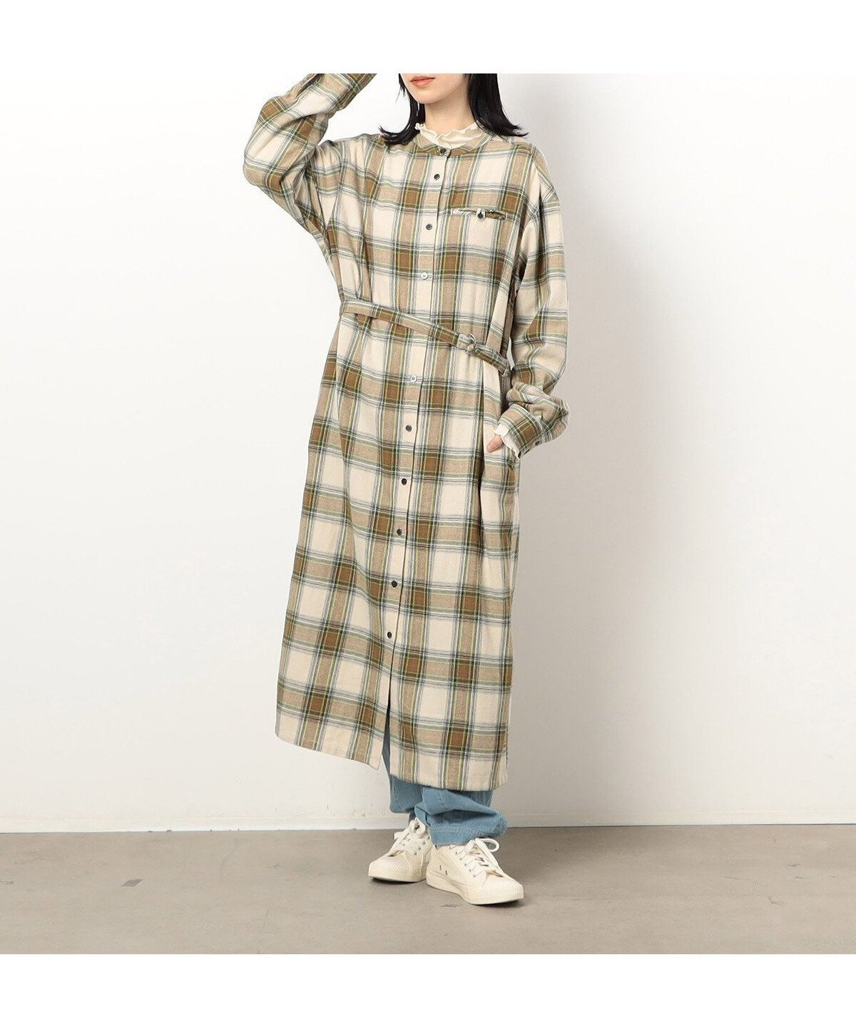 【コムサイズム/COMME CA ISM】の起毛チェック シャツワンピース インテリア・キッズ・メンズ・レディースファッション・服の通販 founy(ファニー) 　ファッション　Fashion　レディースファッション　Fashion for Women　ワンピース　Dresses　シャツワンピース / 1枚で着映えコーデ　Shirt Dresses　秋　Autumn　シャンブレー　Chambray, Denim-Like Fabric　ストレート　Straight, Straight Cut　チェック　Check, Plaid, Tartan　ポケット　Pocket, Pocket Detail　リボン　Ribbon, Bow　ループ　Loop, Loop Knit　ワンポイント　One Point, Statement Accent　冬　Winter / This Winter　エレガント 上品　Elegant　ベージュ|ID: prp329100004728869 ipo3291000000034164172