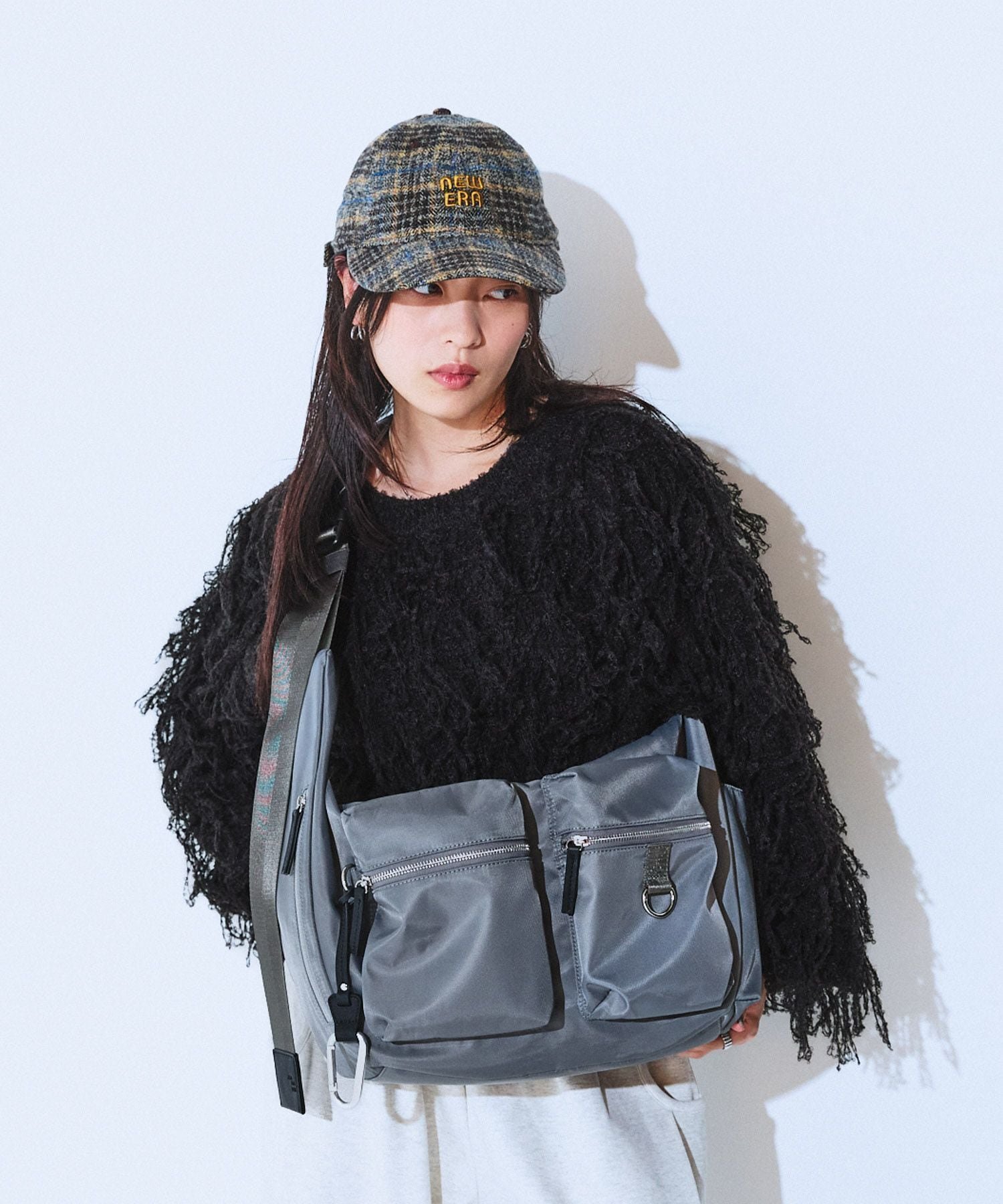 【ジーナシス/JEANASiS】のナイロンWポケットボディBAG インテリア・キッズ・メンズ・レディースファッション・服の通販 founy(ファニー) ファッション Fashion レディースファッション Fashion for Women バッグ Bags キーホルダー Keychain, Key Holder チャーム Charm, Pendant フロント Front, Front Design ポケット Pocket, Pocket Detail メタル Metal, Metal Parts A/W・秋冬 Autumn/Winter グレー|ID: prp329100004728959 ipo3291000000034610296