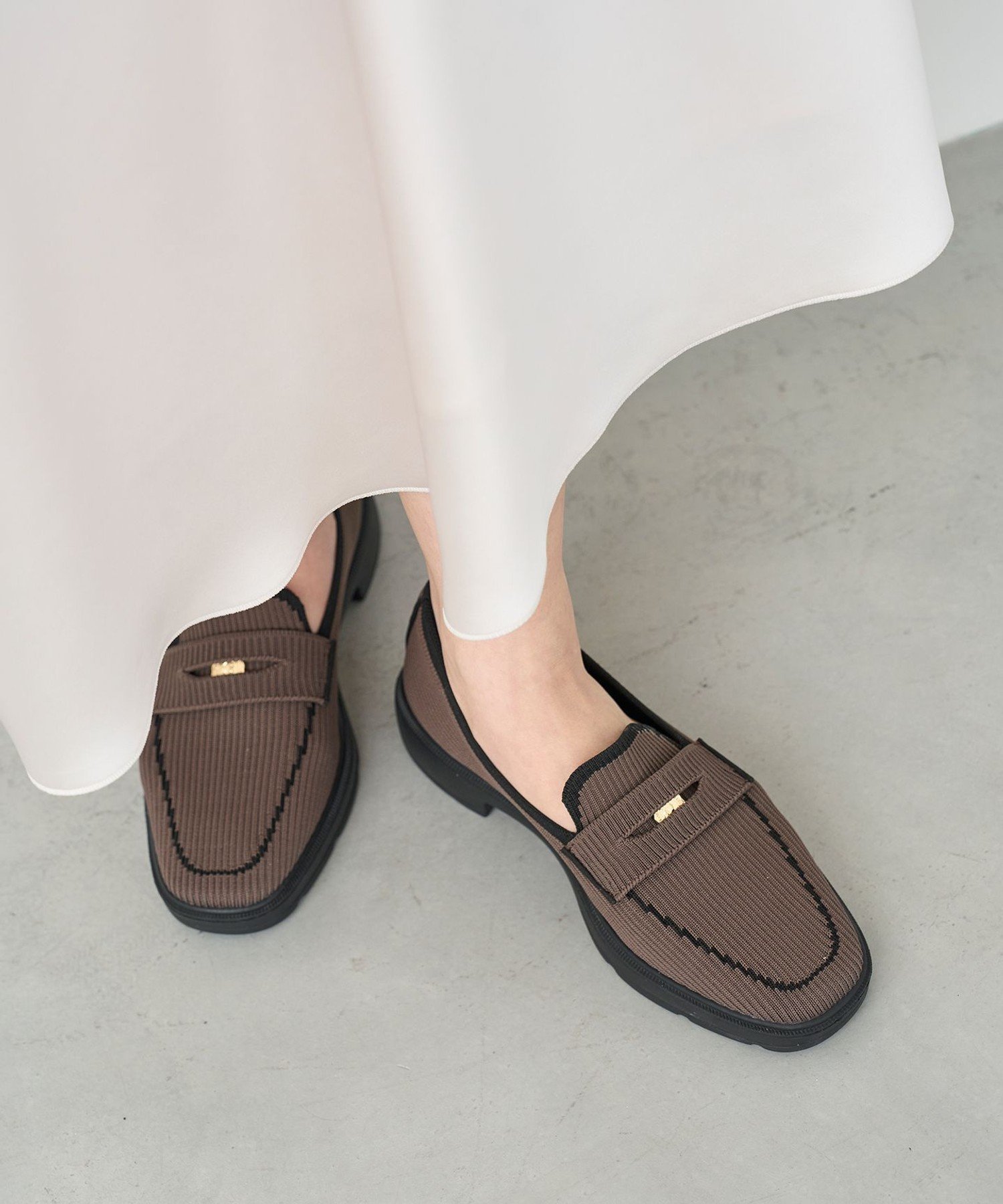 【ステッピ/steppi】の【VERY掲載 / 撥水 / 洗える】コインローファー 人気、トレンドファッション・服の通販 founy(ファニー) 雑誌掲載アイテム Magazine Picks & Fashion Features ファッション雑誌 Fashion Magazines ヴェリィ VERY ファッション Fashion レディースファッション Fashion for Women 洗える Machine Washable クッション Cushion, Throw Pillow クラシカル Classical, Vintage-Inspired コイン Coin, Coin Design 軽量 Lightweight, Ultra Light シューズ Shoes, Footwear 雑誌 Magazine, Fashion Magazine トレンド Trend, Trending Now バランス Balance, Style Balance ランニング Running, Running Wear, Activewear, Jogging other-1|ID: prp329100004729011 ipo3291000000034512297