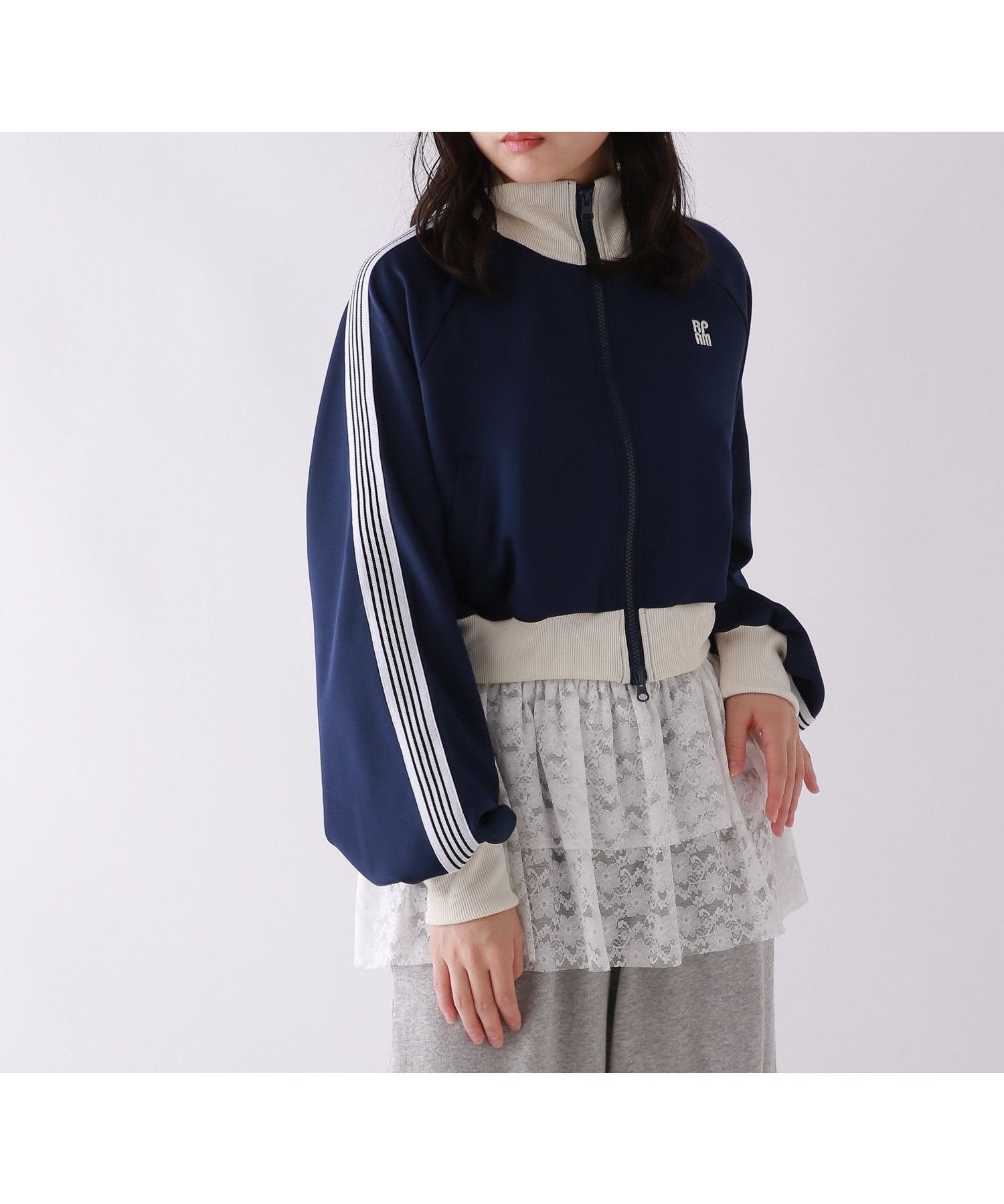 【レピピアルマリオ/repipi armario / KIDS】のショートトラックジャケット インテリア・キッズ・メンズ・レディースファッション・服の通販 founy(ファニー) 　ファッション　Fashion　キッズファッション　Fashion for Kids　アウター　Coat Outerwear /Kids　おすすめ　Recommended / Our Picks　インナー　Innerwear　ショート　Short, Short Length　ジャケット　Jacket, Outerwear　スポーツ　Sports, Activewear　チュール　Tulip, Tulip Motif　デニム　Denim, Jeans Material　レース　Lace, Lace Fabric　ロング　Long, Long-Length　定番　Standard, Basic Item　秋　Autumn　ネイビー88|ID: prp329100004729165 ipo3291000000034165271