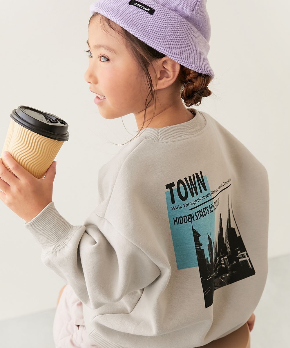 【デビロック/devirock / KIDS】のデビラボ プリント 裏起毛 BIGシルエットトレーナー トレーナー トップス 25AW インテリア・キッズ・メンズ・レディースファッション・服の通販 founy(ファニー) 　ファッション　Fashion　キッズファッション　Fashion for Kids　トップス・カットソー　Cut & Sew Tops　トレンド　Trend, Trending Now　トレーナー　Sweatshirt, Trainer　プリント　Print, Printed Pattern　おすすめ　Recommended / Our Picks　2025年　2025　2025-2026秋冬・A/W　Autumn/Winter 2025–26 AW25–26　009-フォト-Lグレー|ID: prp329100004729267 ipo3291000000034165679