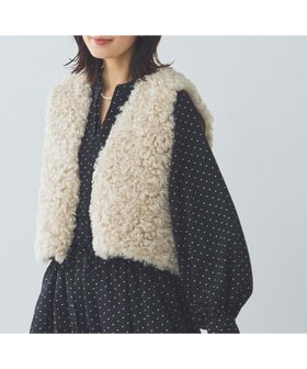 【グレディブリリアン/Gready Brilliant】のGready Brilliant/2_ファーショートベスト 人気、トレンドファッション・服の通販 founy(ファニー) ファッション Fashion レディースファッション Fashion for Women アウター Coat / Outerwear Collection トップス・カットソー Cut & Sew Tops ベスト&ジレ / 重ね着スタイル Vests & Gilets ベスト Vest, Waistcoat リバーシブル Reversible, Two-Sided 定番 Standard, Basic Item 軽量 Lightweight, Ultra Light |ID:prp329100004729428