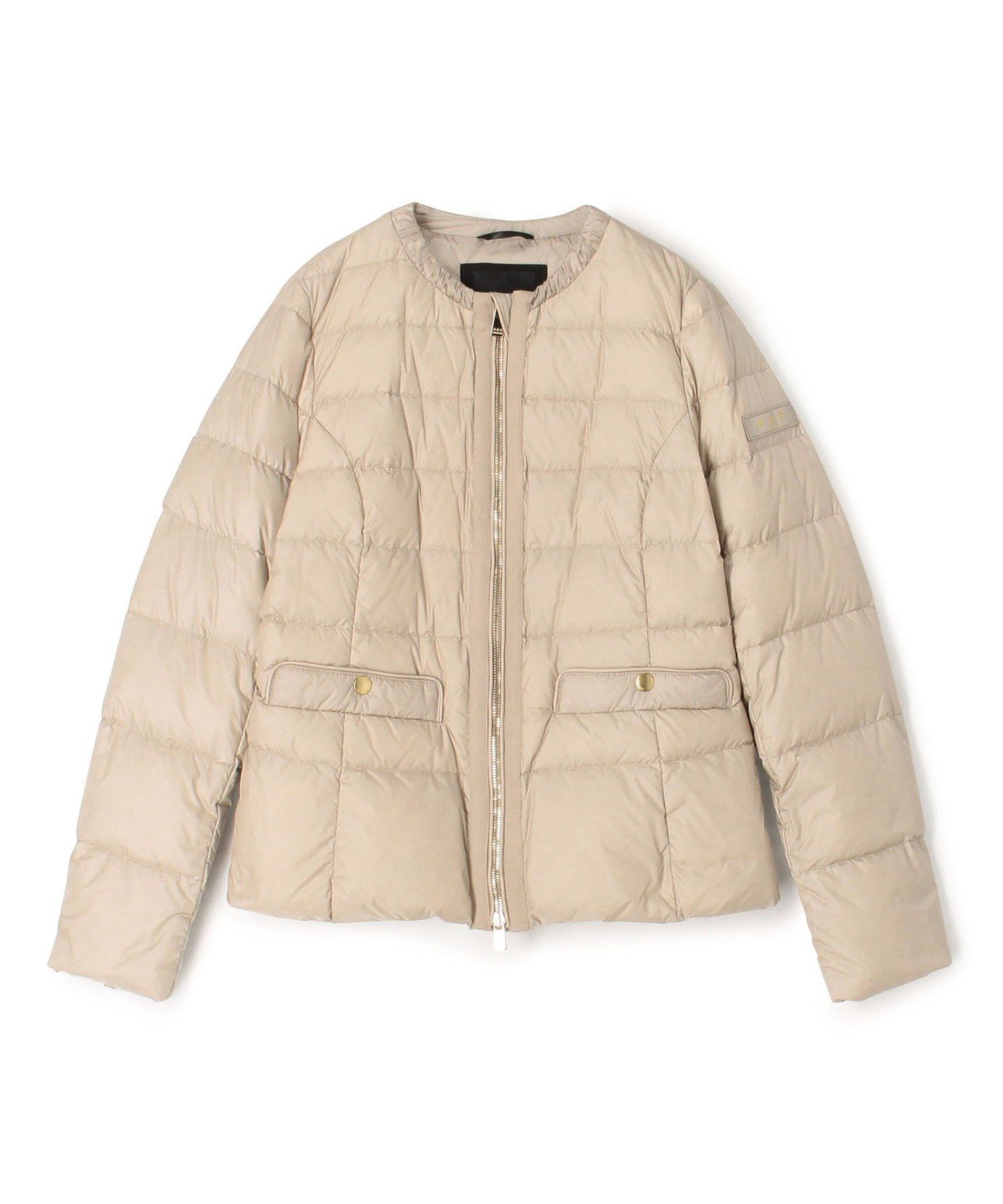 【トゥモローランド/TOMORROWLAND】の【別注】TATRAS GILDA ショートダウンジャケット インテリア・キッズ・メンズ・レディースファッション・服の通販 founy(ファニー) 　ファッション　Fashion　レディースファッション　Fashion for Women　アウター　Coat / Outerwear Collection　レディースジャケット・軽アウター　Jackets　おすすめ　Recommended / Our Picks　イタリア　Italy　ギャザー　Gathered, Ruffled　クラシック　Classic, Timeless Style　ショート　Short, Short Length　ジャケット　Jacket, Outerwear　スタイリッシュ　Stylish, Fashionable　ダウン　Down, Puffer　ドット　Polka Dot, Dot Pattern　フロント　Front, Front Design　ポケット　Pocket, Pocket Detail　ミラノ　Milano Style, Italian-Inspired　メタル　Metal, Metal Parts　別注　Limited Edition, Custom Order　41 ライトベージュ|ID: prp329100004730075 ipo3291000000034169785