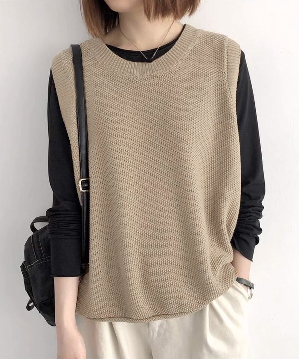 【ミニミニストア/miniministore】のニットベスト レディースチョッキ 重ね着 インテリア・キッズ・メンズ・レディースファッション・服の通販 founy(ファニー) 　ファッション　Fashion　レディースファッション　Fashion for Women　アウター　Coat / Outerwear Collection　トップス・カットソー　Cut & Sew Tops　ニット　Knit Tops & Sweaters　ベスト&ジレ / 重ね着スタイル　Vests & Gilets　アクリル　Acrylic Material　シンプル　Simple, Minimal　タートルネック　Turtleneck, High Neck　ベスト　Vest, Waistcoat　冬　Winter / This Winter　無地　Plain, Solid Color　A/W・秋冬　Autumn/Winter　ライトベージュ|ID: prp329100004730128 ipo3291000000034245251
