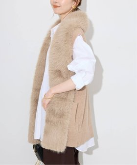 【スローブ イエナ/SLOBE IENA】 ドッキングファーベスト人気、トレンドファッション・服の通販 founy(ファニー) ファッション Fashion レディースファッション Fashion for Women アウター Coat / Outerwear Collection トップス・カットソー Cut & Sew Tops ベスト&ジレ / 重ね着スタイル Vests & Gilets 2025年 2025 2025-2026秋冬・A/W Autumn/Winter 2025–26 AW25–26 おすすめ Recommended / Our Picks ジャケット Jacket, Outerwear スウェット / スエット Sweatshirt, Sweatwear ドッキング Docking, Mixed Material フェイクファー Faux Fur, Imitation Fur ブルゾン Blouson, Bomber Jacket ベスト Vest, Waistcoat |ID:prp329100004730133
