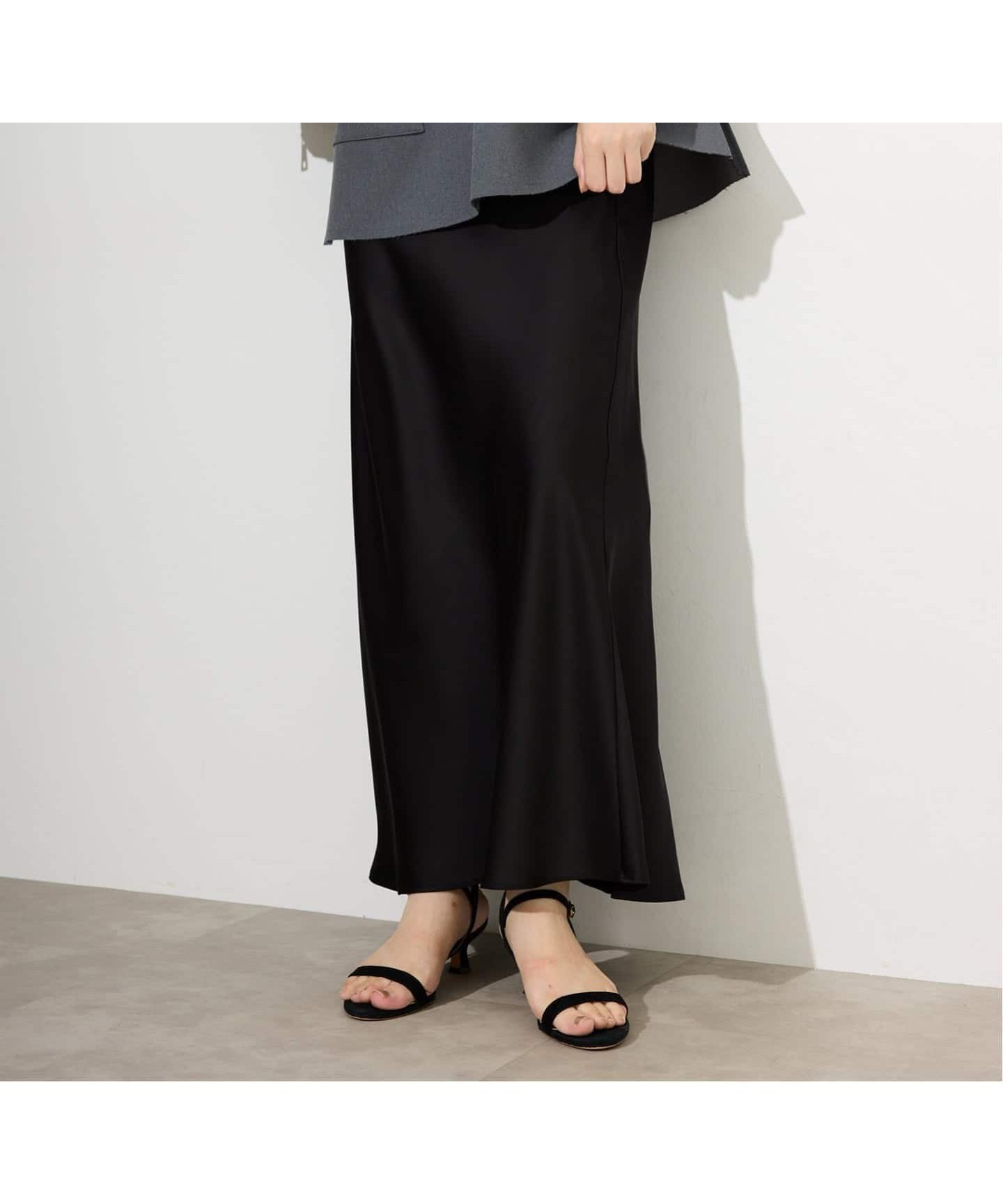 【スローブ イエナ/SLOBE IENA】のサテンナロースカート インテリア・キッズ・メンズ・レディースファッション・服の通販 founy(ファニー) ファッション Fashion レディースファッション Fashion for Women スカート Skirts 2025年 2025 2025-2026秋冬・A/W Autumn/Winter 2025–26 AW25–26 サテン Satin, Glossy Fabric スニーカー Sneakers, Trainers バイアス Bias, Diagonal Cut リラックス Relax, Relaxed Fit ロング Long, Long-Length ブラック|ID: prp329100004730381 ipo3291000000034466182