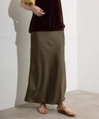 【スローブ イエナ/SLOBE IENA】のサテンナロースカート 人気、トレンドファッション・服の通販 founy(ファニー) ファッション Fashion レディースファッション Fashion for Women スカート Skirts 2025年 2025 2025-2026秋冬・A/W Autumn/Winter 2025–26 AW25–26 サテン Satin, Glossy Fabric スニーカー Sneakers, Trainers バイアス Bias, Diagonal Cut リラックス Relax, Relaxed Fit ロング Long, Long-Length thumbnail カーキ|ID: prp329100004730381 ipo3291000000034466185