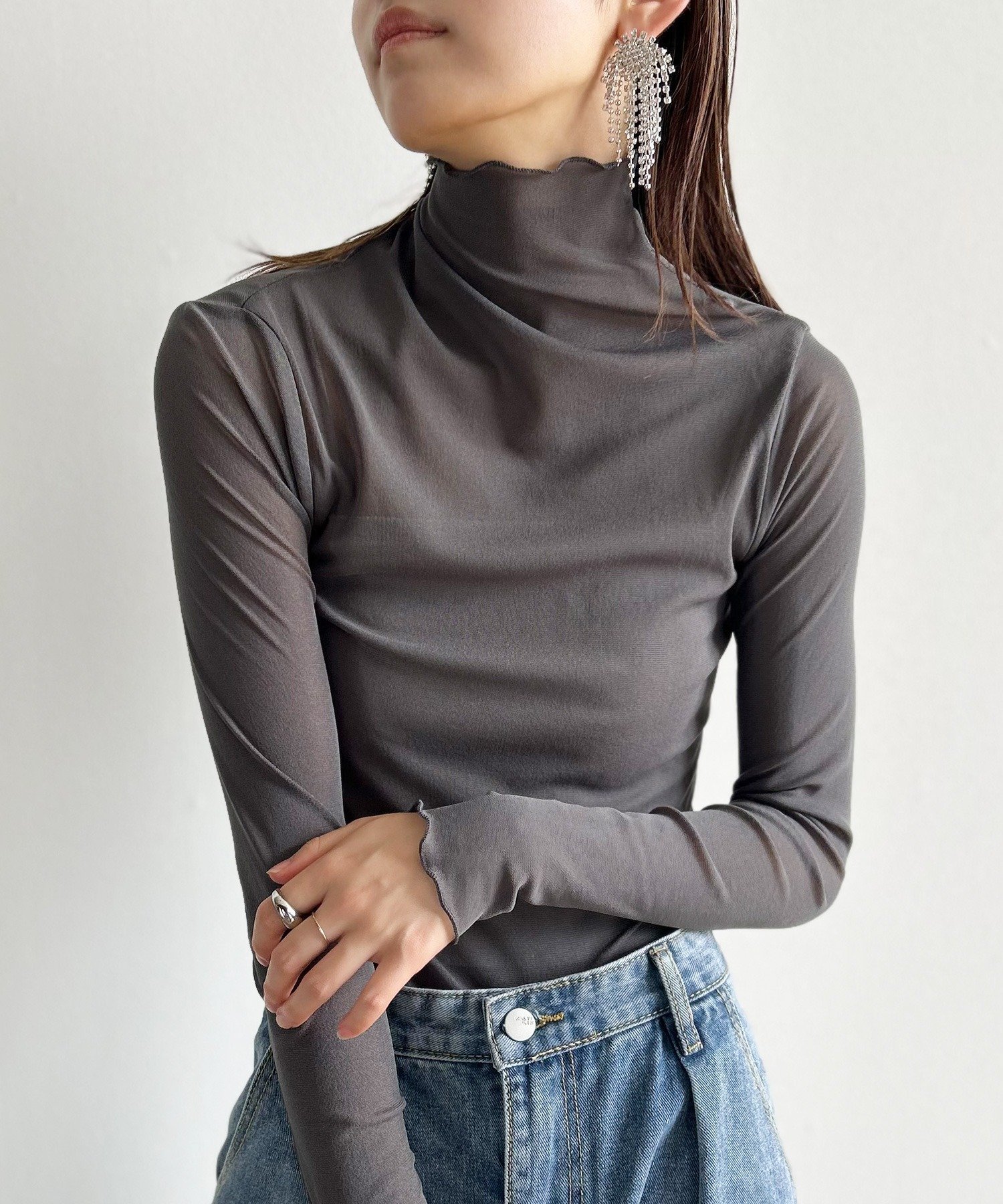 【アウトフィッター ラボ/Outfitter lab】のシースルー ハイネック カットソー インテリア・キッズ・メンズ・レディースファッション・服の通販 founy(ファニー) 　ファッション　Fashion　レディースファッション　Fashion for Women　トップス・カットソー　Cut & Sew Tops　カットソー・ベーシックTシャツ　Cut-and-Sewn Tops / Stretch Tees & Basics　アウトドア　Outdoor Clothing　インナー　Innerwear　オケージョン　Occasion Wear　春　Spring　カットソー　Cut and Sewn Top　キャミソール　Camisole, Spaghetti Strap Top　スウェット / スエット　Sweatshirt, Sweatwear　ストライプ　Stripe, Striped Pattern　ストレッチ　Stretch, Stretchy Fabric　セーター　Sweater, Knitwear　トレンド　Trend, Trending Now　人気　Popular, Best Seller　長袖　Long Sleeve, Full Sleeve　ハイネック　High Neck, Mock Neck　ビッグ　Big, Oversized　フェミニン　Feminine, Girly　フォーマル　Formal, Dressy　ベスト　Vest, Waistcoat　おすすめ　Recommended / Our Picks　旅行　Travel　エレガント 上品　Elegant　セレモニー　Ceremony　クリスマス X'mas　Christmas / X'mas　入学式　Entrance Ceremony　卒業式　Graduation Ceremony　結婚式　Wedding　グレー|ID: prp329100004730382 ipo3291000000034666185