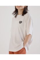 【ロデオクラウンズワイドボウル/RODEO CROWNS WIDE BOWL】のHeart Leopard Tシャツ 人気、トレンドファッション・服の通販 founy(ファニー) ファッション Fashion レディースファッション Fashion for Women トップス・カットソー Cut & Sew Tops シャツ・ブラウス・オフィスカジュアル Elegant Blouses & Button-Ups ロングTシャツ・Tシャツ Longline T-Shirts & Tees おすすめ Recommended / Our Picks デニム Denim, Jeans Material プリント Print, Printed Pattern レオパード Leopard, Animal Print 定番 Standard, Basic Item thumbnail WHT|ID: prp329100004730429 ipo3291000000034621194