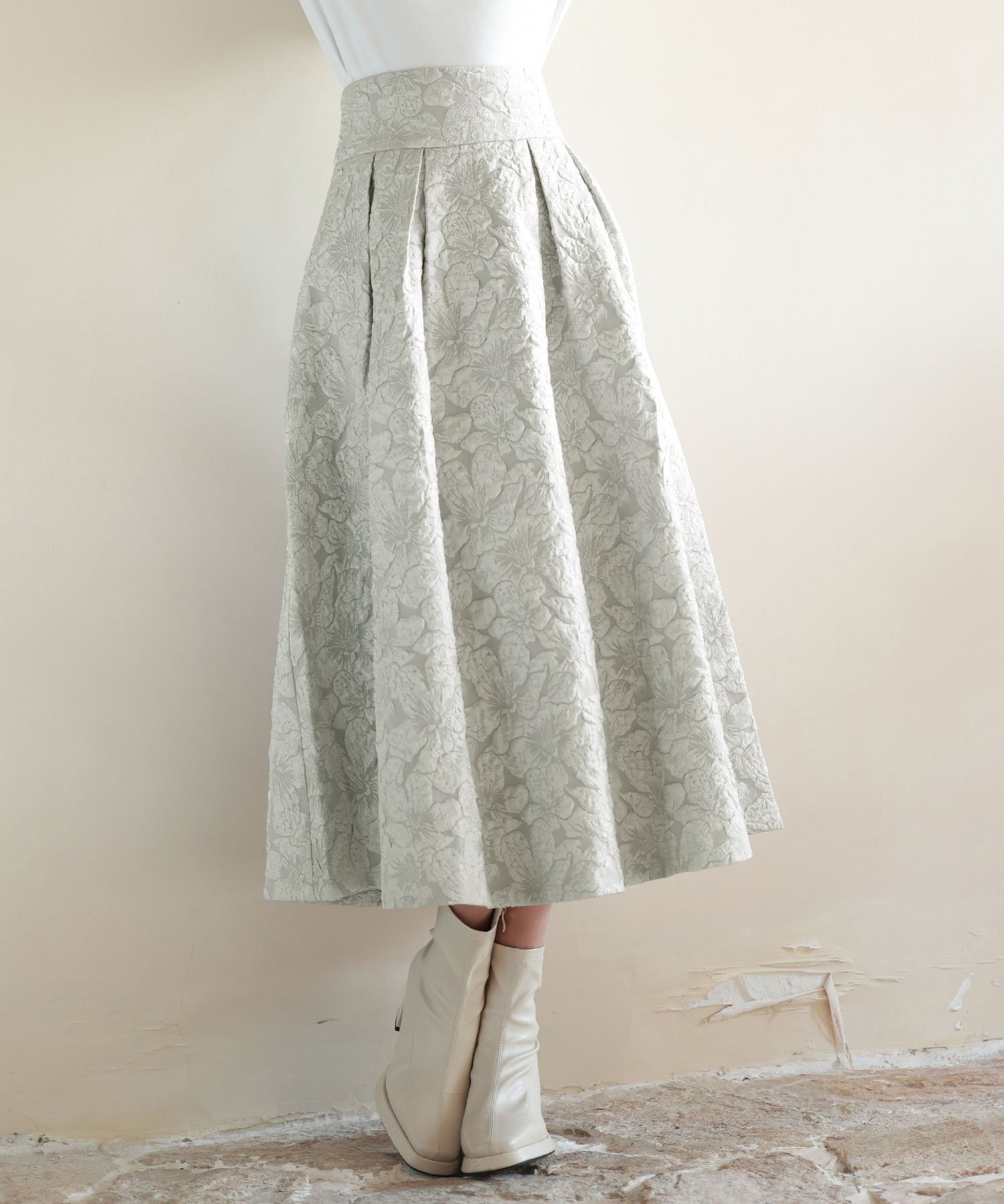 【セゾンドパピヨン/SAISON DE PAPILLON】のフクレジャガードフレアハイウエストスカート インテリア・キッズ・メンズ・レディースファッション・服の通販 founy(ファニー) 　ファッション　Fashion　レディースファッション　Fashion for Women　スカート　Skirts　シンプル　Simple, Minimal　スウェット / スエット　Sweatshirt, Sweatwear　スニーカー　Sneakers, Trainers　タイツ　Tights, Legwear　フレア　Flare, Flared　エレガント 上品　Elegant　グレー|ID: prp329100004730460 ipo3291000000034621115