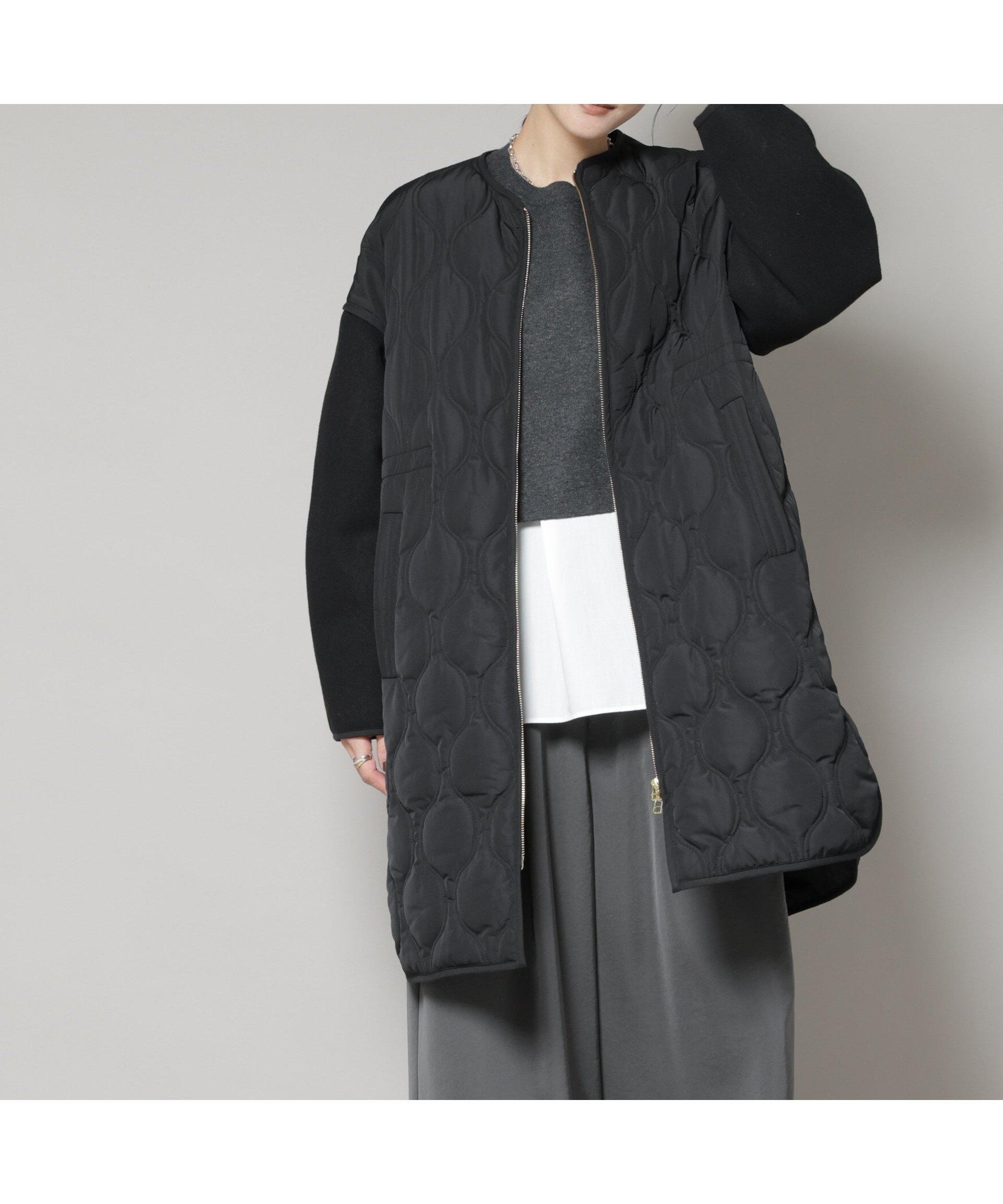 【ナノ ユニバース/nano universe】の異素材コンビキルティングノーカラーコート 人気、トレンドファッション・服の通販 founy(ファニー) 　ファッション　Fashion　レディースファッション　Fashion for Women　アウター　Coat / Outerwear Collection　コート・ロングコート・ピーコート　Long Coats, Peacoats & More　アクセサリー　Fashion Accessories　キルティング　Quilted, Quilting　コンビ　Combo, Combination Style　スリット　Slit, Slit Detail　タフタ　Taffeta, Structured Fabric　ダブル　Double, Double-Breasted　デニム　Denim, Jeans Material　定番　Standard, Basic Item　時計　Watch, Wristwatch　パイピング　Piping, Trim Design　フィット　Fit, Slim Fit　ベーシック　Basic, Essential　メルトン　Melton, Heavy Wool　ラウンド　Round, Round Neck　リラックス　Relax, Relaxed Fit　A/W・秋冬　Autumn/Winter　2025年　2025　2025-2026秋冬・A/W　Autumn/Winter 2025–26 AW25–26　 other-1|ID: prp329100004730585 ipo3291000000034587239