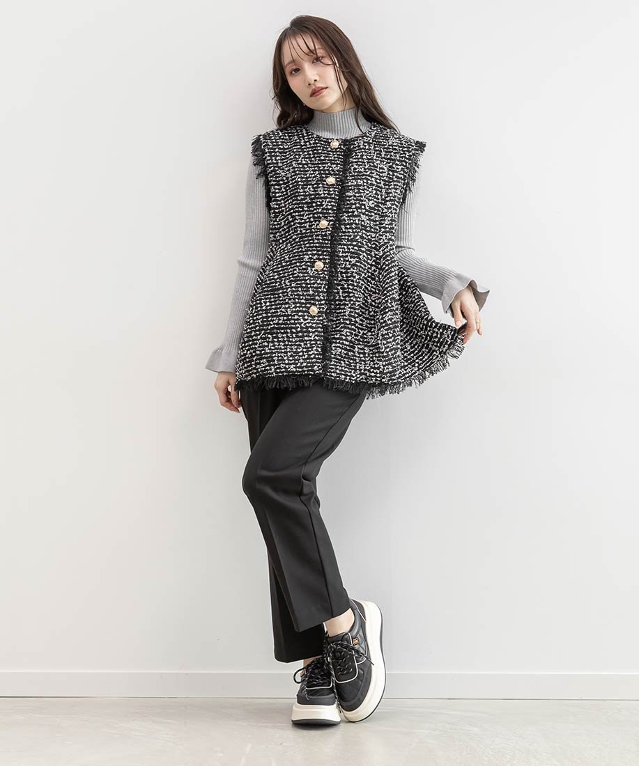 【ランダ/RANDA】のジレトップス テーパードパンツセット インテリア・キッズ・メンズ・レディースファッション・服の通販 founy(ファニー) 　ファッション　Fashion　レディースファッション　Fashion for Women　アウター　Coat / Outerwear Collection　今季　This Season, Current Season　ストレッチ　Stretch, Stretchy Fabric　セットアップ　Set-Up, Coordinated Outfit　ツイード　Twill, Twill Weave　デニム　Denim, Jeans Material　フリンジ　Fringe, Tassel　おすすめ　Recommended / Our Picks　エレガント 上品　Elegant　BLACK|ID: prp329100004730601 ipo3291000000034171898