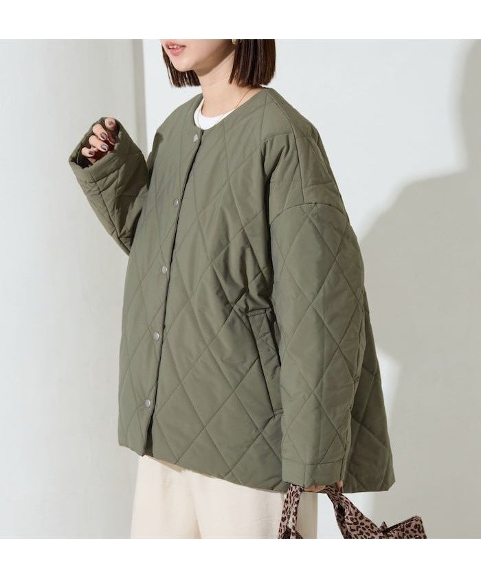 【フリークスストア/FREAK'S STORE】のミルフィーユ ノーカラー リバーシブル 中綿(ブルゾン)【限定展開】 25AW インテリア・キッズ・メンズ・レディースファッション・服の通販 founy(ファニー) ファッション Fashion レディースファッション Fashion for Women アウター Coat / Outerwear Collection ブルゾンジャケット・スポーティアウター Blouson Jackets 2025年 2025 2025-2026秋冬・A/W Autumn/Winter 2025–26 AW25–26 冬 Winter / This Winter インナー Innerwear キルティング Quilted, Quilting シンプル Simple, Minimal ダウン Down, Puffer ビッグ Big, Oversized ブルゾン Blouson, Bomber Jacket リバーシブル Reversible, Two-Sided エレガント 上品 Elegant 無地 Plain, Solid Color A/W・秋冬 Autumn/Winter 軽量 Lightweight, Ultra Light オリーブ|ID: prp329100004730632 ipo3291000000034507571