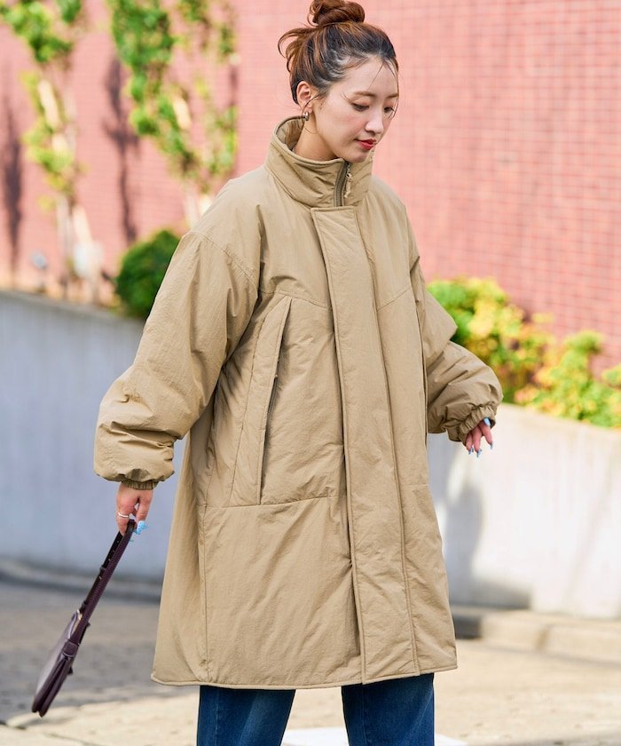 【フリークスストア/FREAK'S STORE】のモンスター パーカー シンサレート(TM)中綿(コート)【限定展開】25AW インテリア・キッズ・メンズ・レディースファッション・服の通販 founy(ファニー) 　ファッション　Fashion　レディースファッション　Fashion for Women　アウター　Coat / Outerwear Collection　コート・ロングコート・ピーコート　Long Coats, Peacoats & More　2025年　2025　2025-2026秋冬・A/W　Autumn/Winter 2025–26 AW25–26　冬　Winter / This Winter　パーカー　Hoodie, Parka　人気　Popular, Best Seller　A/W・秋冬　Autumn/Winter　ベージュ|ID: prp329100004730634 ipo3291000000034508574