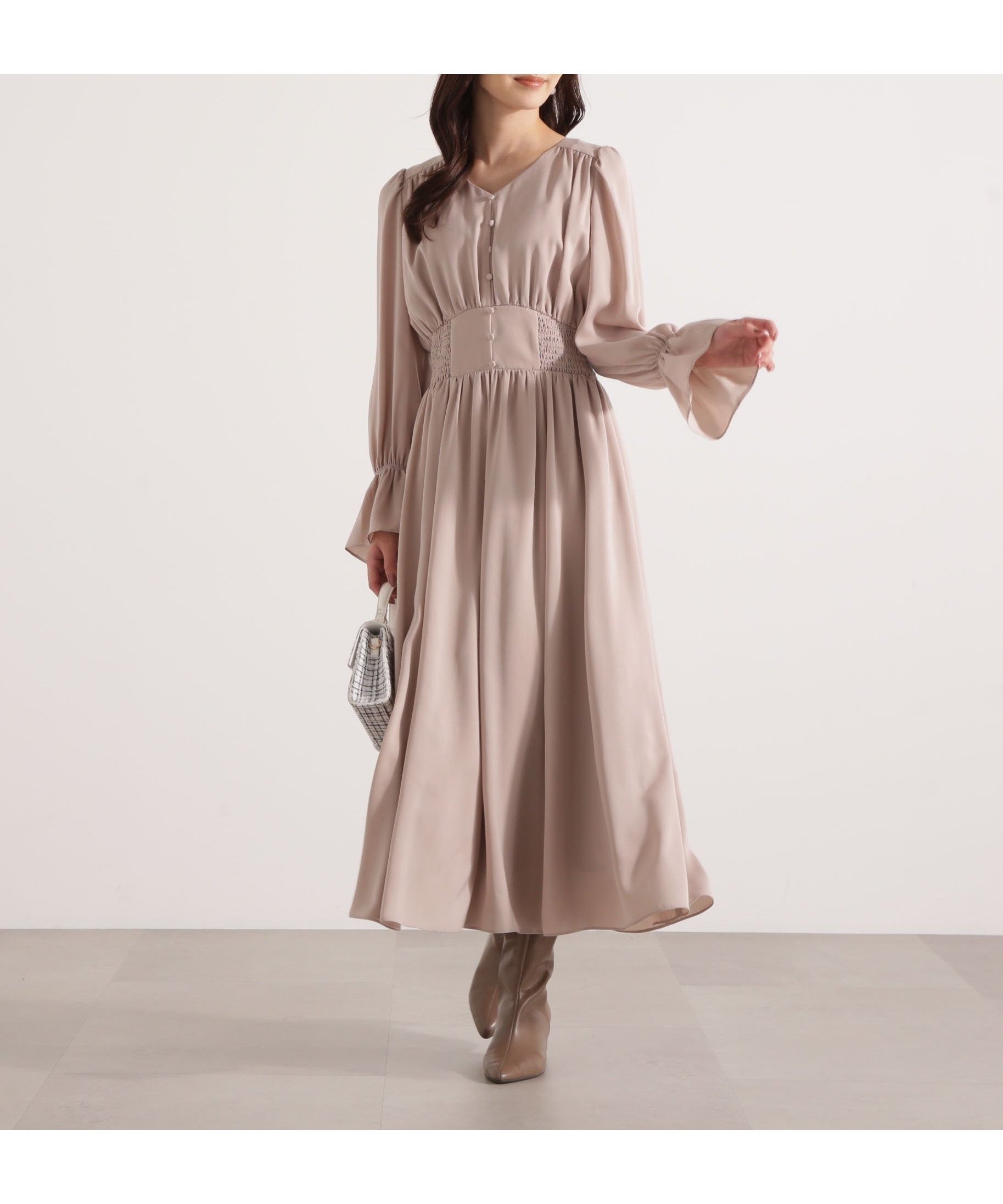 【プロポーション ボディドレッシング/PROPORTION BODY DRESSING】のクルミ釦付きギャザーワンピース 25AW インテリア・キッズ・メンズ・レディースファッション・服の通販 founy(ファニー)  ファッション Fashion レディースファッション Fashion for Women ワンピース Dresses 2025年 2025 2025-2026秋冬・A/W Autumn/Winter 2025–26 AW25–26 ウォッシャブル Machine Washable ギャザー Gathered, Ruffled シャーリング Shirring, Ruched スリーブ Sleeve, Long Sleeve / Short Sleeve フロント Front, Front Design エレガント 上品 Elegant 無地 Plain, Solid Color ベージュ|ID: prp329100004730635 ipo3291000000034172028