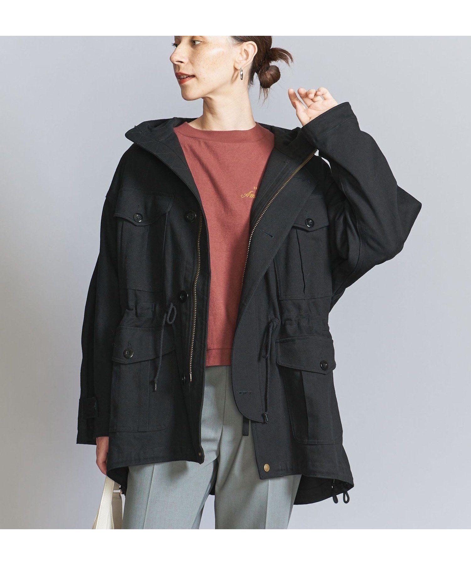 【ユナイテッドアローズ/UNITED ARROWS】の【別注】 ARMY TWILL ミリタリーフードコート インテリア・キッズ・メンズ・レディースファッション・服の通販 founy(ファニー) 　ファッション　Fashion　レディースファッション　Fashion for Women　アウター　Coat / Outerwear Collection　コート・ロングコート・ピーコート　Long Coats, Peacoats & More　ヴィンテージ　Vintage Style　秋　Autumn　クール　Cool, Chic　コレクション　Collection, Seasonal Line　ジップ　Zip, Zipper　ドローコード　Drawcord, Drawstring Cord　定番　Standard, Basic Item　バランス　Balance, Style Balance　ボトム　Bottoms, Lower Wear　ポケット　Pocket, Pocket Detail　別注　Limited Edition, Custom Order　ミリタリー　Military, Army Style　モチーフ　Motif, Design Theme　ルーズ　Loose, Oversized　A/W・秋冬　Autumn/Winter　アウトレット　Outlet / Clearance　おすすめ　Recommended / Our Picks　BLACK|ID: prp329100004730730 ipo3291000000034395534