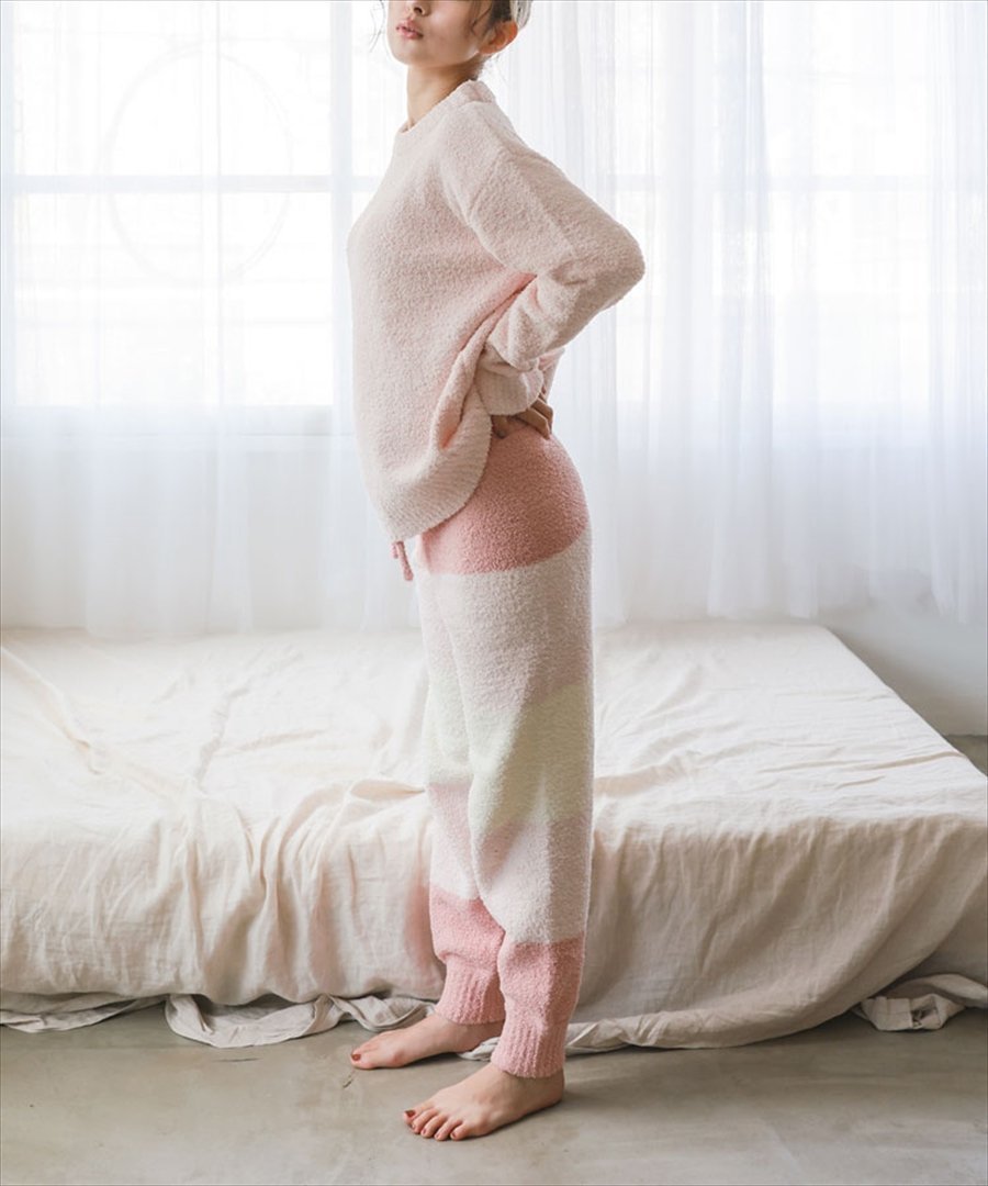 【ドノバン/DONOBAN】のもこもこルームウェアロングパンツSET インテリア・キッズ・メンズ・レディースファッション・服の通販 founy(ファニー) 　ファッション　Fashion　レディースファッション　Fashion for Women　セットアップ　Matching Sets　レディースパンツ・ボトムス　Pants & Trousers / Bottoms　ギンガム　Gingham, Gingham Fabric　ストレッチ　Stretch, Stretchy Fabric　定番　Standard, Basic Item　人気　Popular, Best Seller　フィット　Fit, Slim Fit　ボーダー　Border, Stripe　ポケット　Pocket, Pocket Detail　防寒　Cold Protection, Winter-Ready　無地　Plain, Solid Color　リラックス　Relax, Relaxed Fit　ロング　Long, Long-Length　A/W・秋冬　Autumn/Winter　おすすめ　Recommended / Our Picks　お家時間・ステイホーム　Stay Home / At Home　ホリデーシーズン　Holiday Season　15.ピンクボーダー|ID: prp329100004730872 ipo3291000000034932658